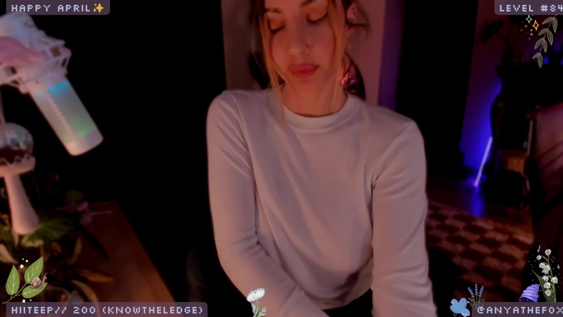 Gallery image thumbnail from LoveDove's myfreecams stream on, 04/01/2025, 08:54 image 15 of 20