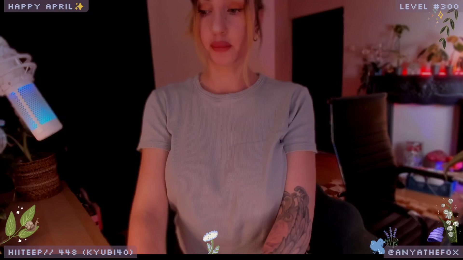 Gallery image thumbnail from LoveDove's myfreecams stream on, 04/27/2025, 07:03 image 15 of 20