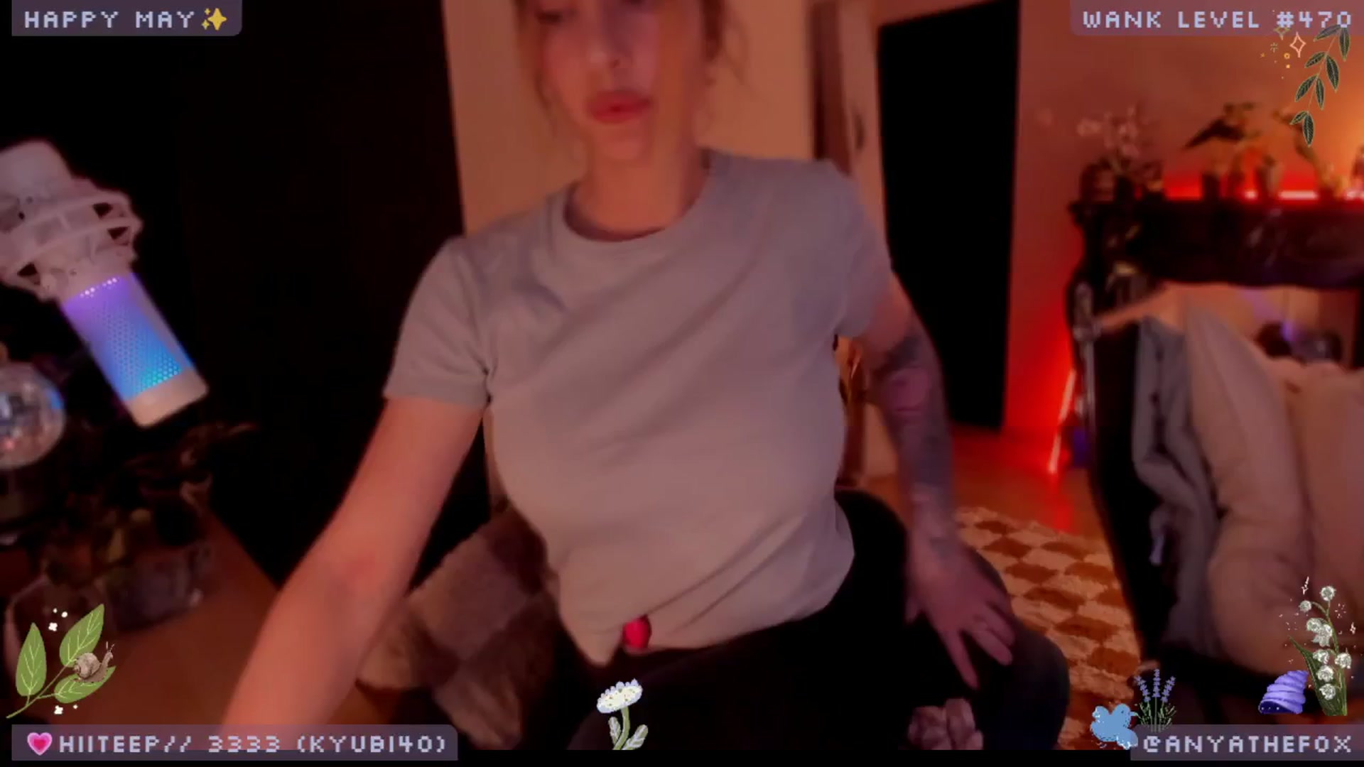 Gallery image thumbnail from LoveDove's myfreecams stream on, 05/08/2025, 07:55 image 3 of 20