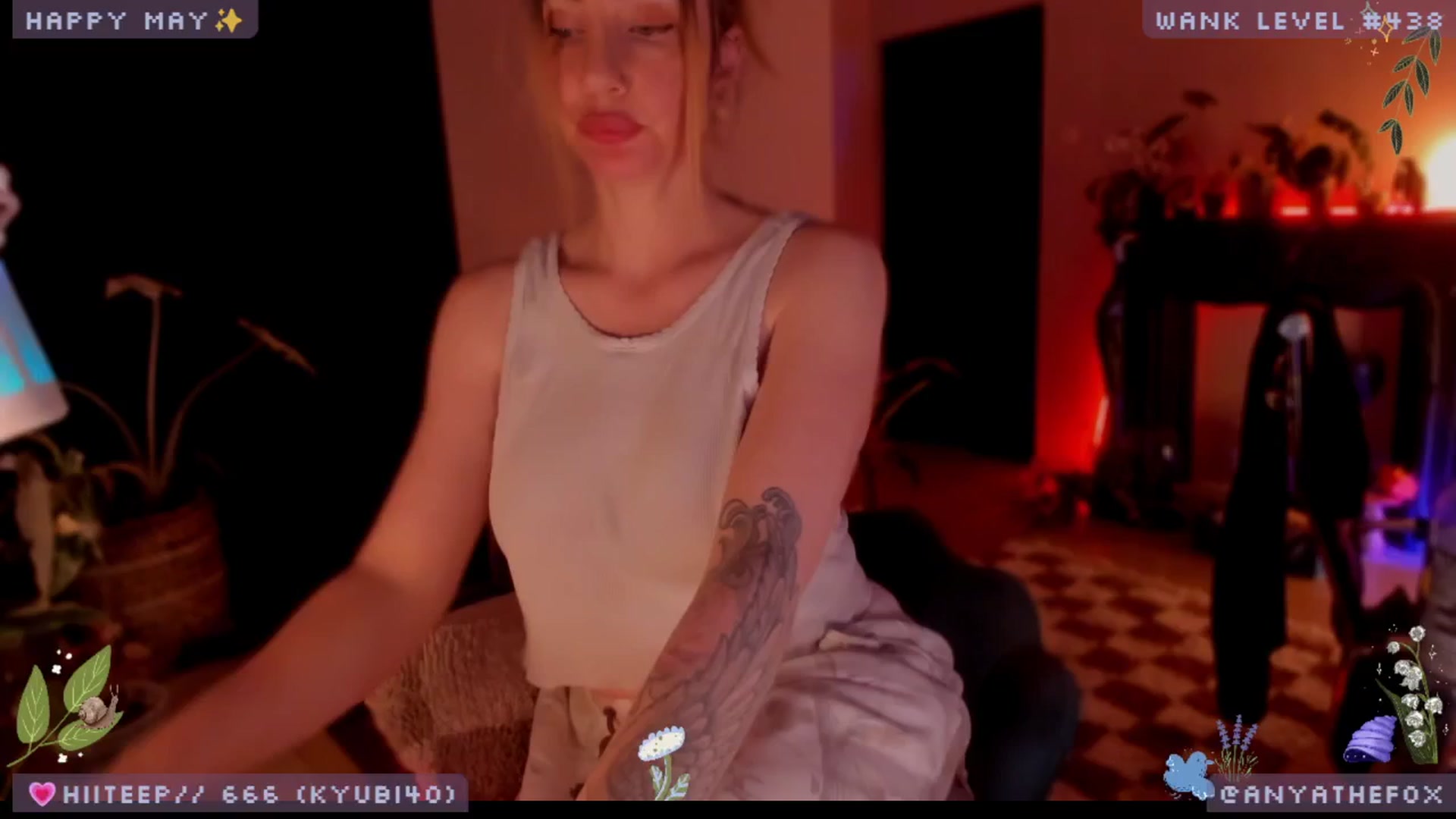 Gallery image thumbnail from LoveDove's myfreecams stream on, 05/11/2025, 10:42 image 6 of 20