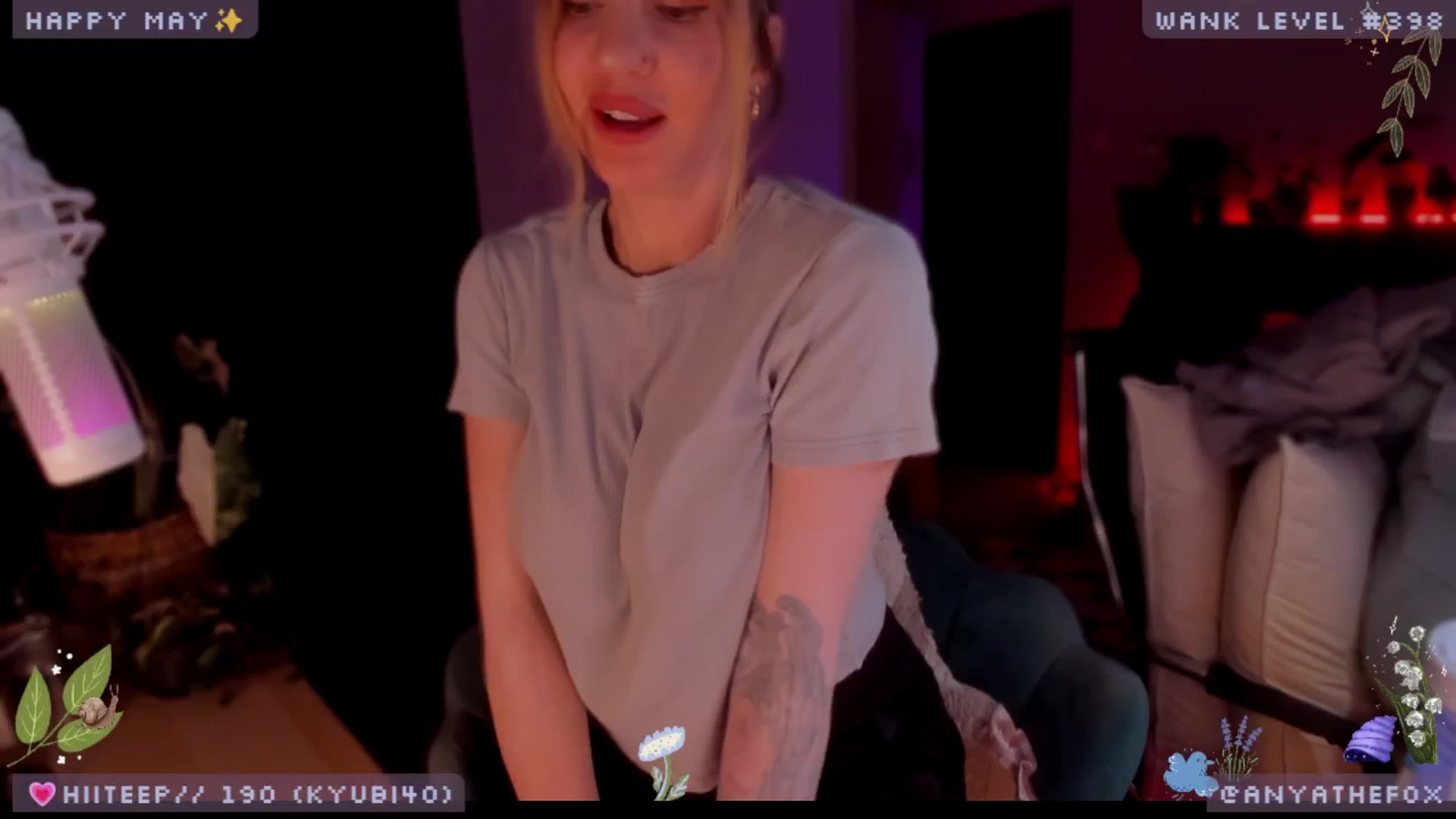Gallery image thumbnail from LoveDove's myfreecams stream on, 05/14/2025, 07:28 image 20 of 20