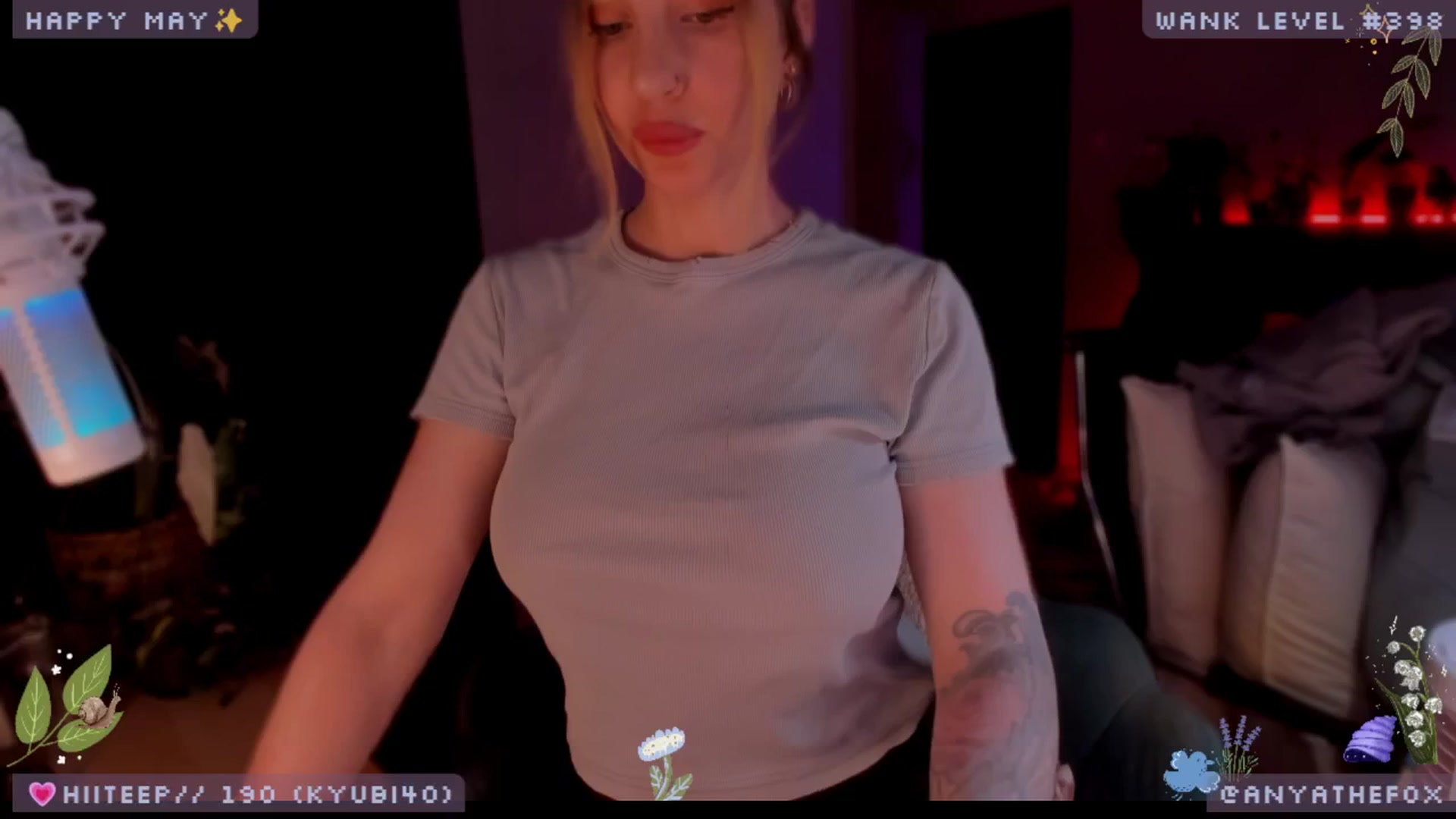 Gallery image thumbnail from LoveDove's myfreecams stream on, 05/14/2025, 07:28 image 14 of 20