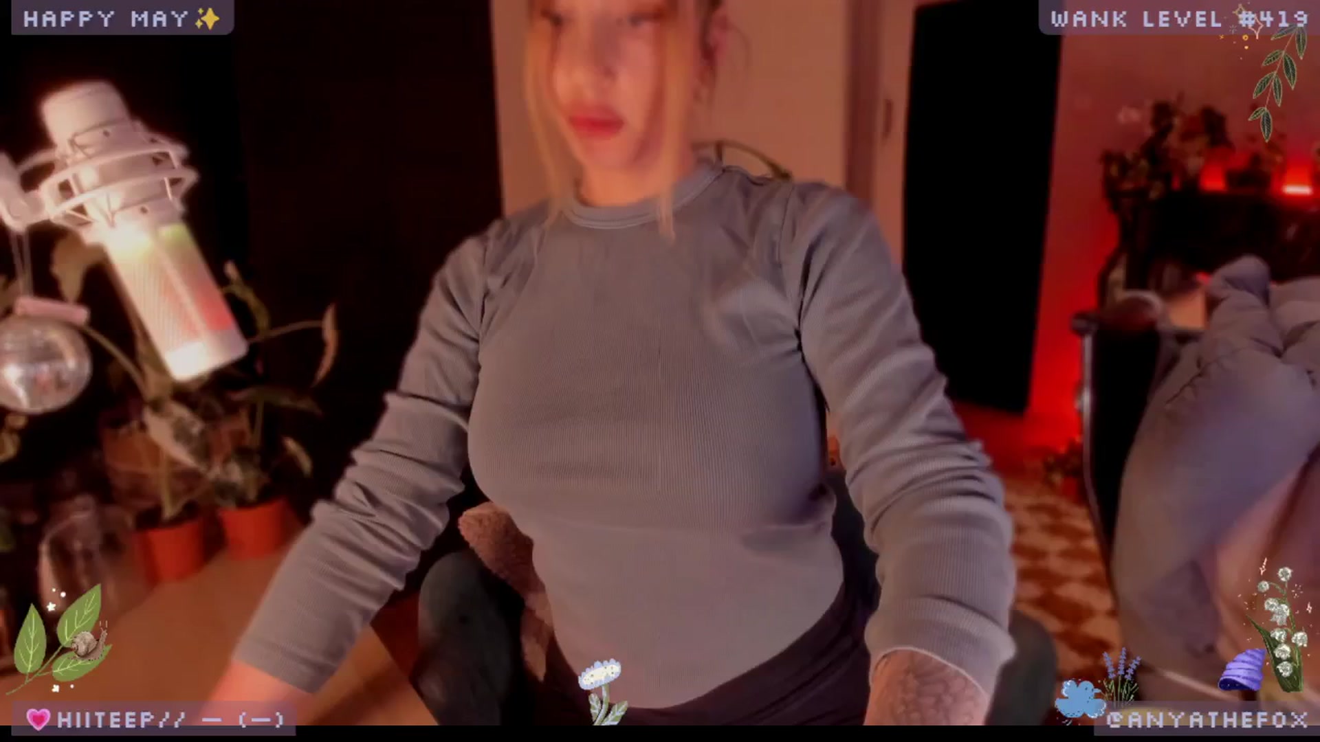 Gallery image thumbnail from LoveDove's myfreecams stream on, 05/15/2025, 06:54 image 2 of 20