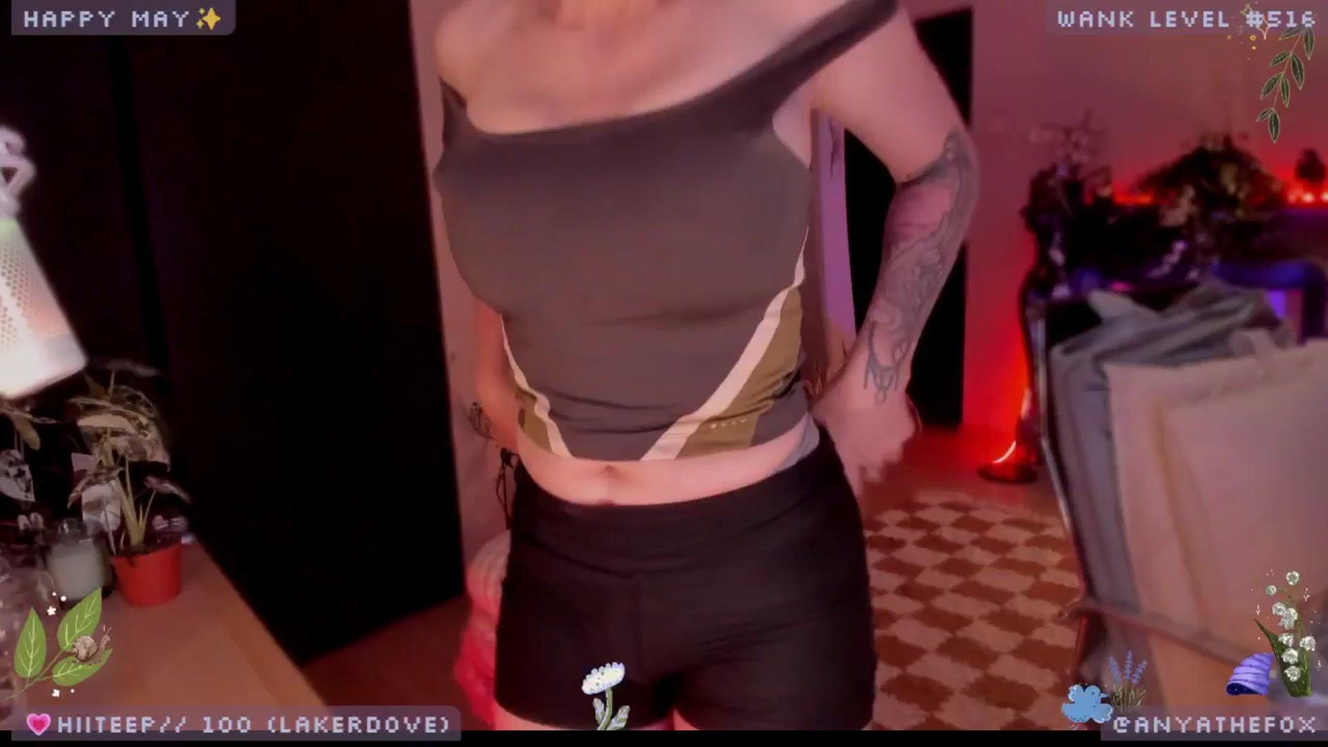 Gallery image thumbnail from LoveDove's myfreecams stream on, 05/19/2025, 08:34 image 2 of 20