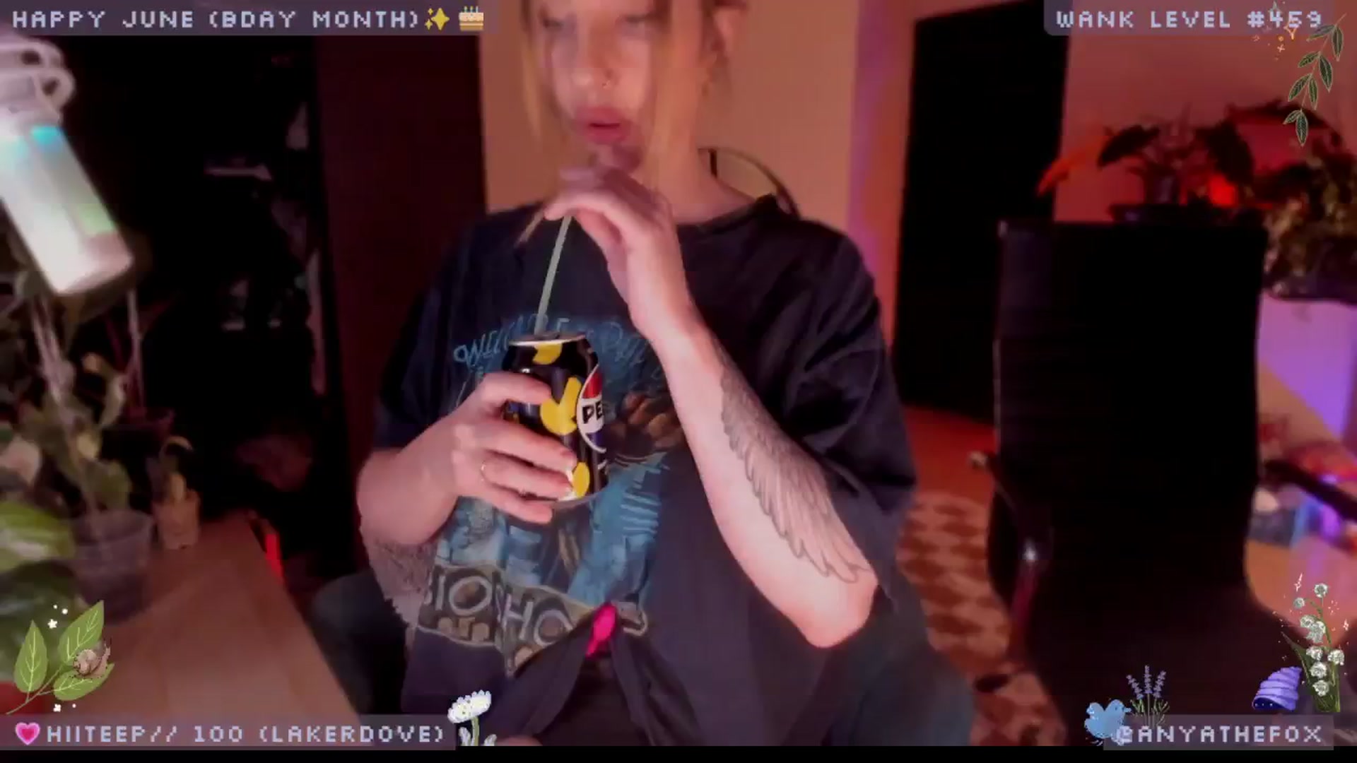Gallery image thumbnail from LoveDove's myfreecams stream on, 06/07/2025, 07:41 image 4 of 20