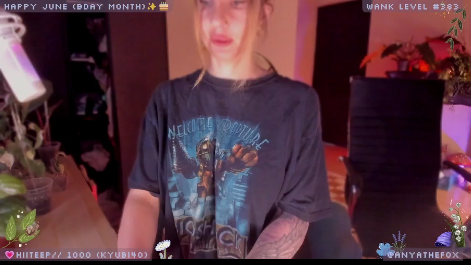 Gallery image thumbnail from LoveDove's myfreecams stream on, 06/07/2025, 08:47 image 11 of 20