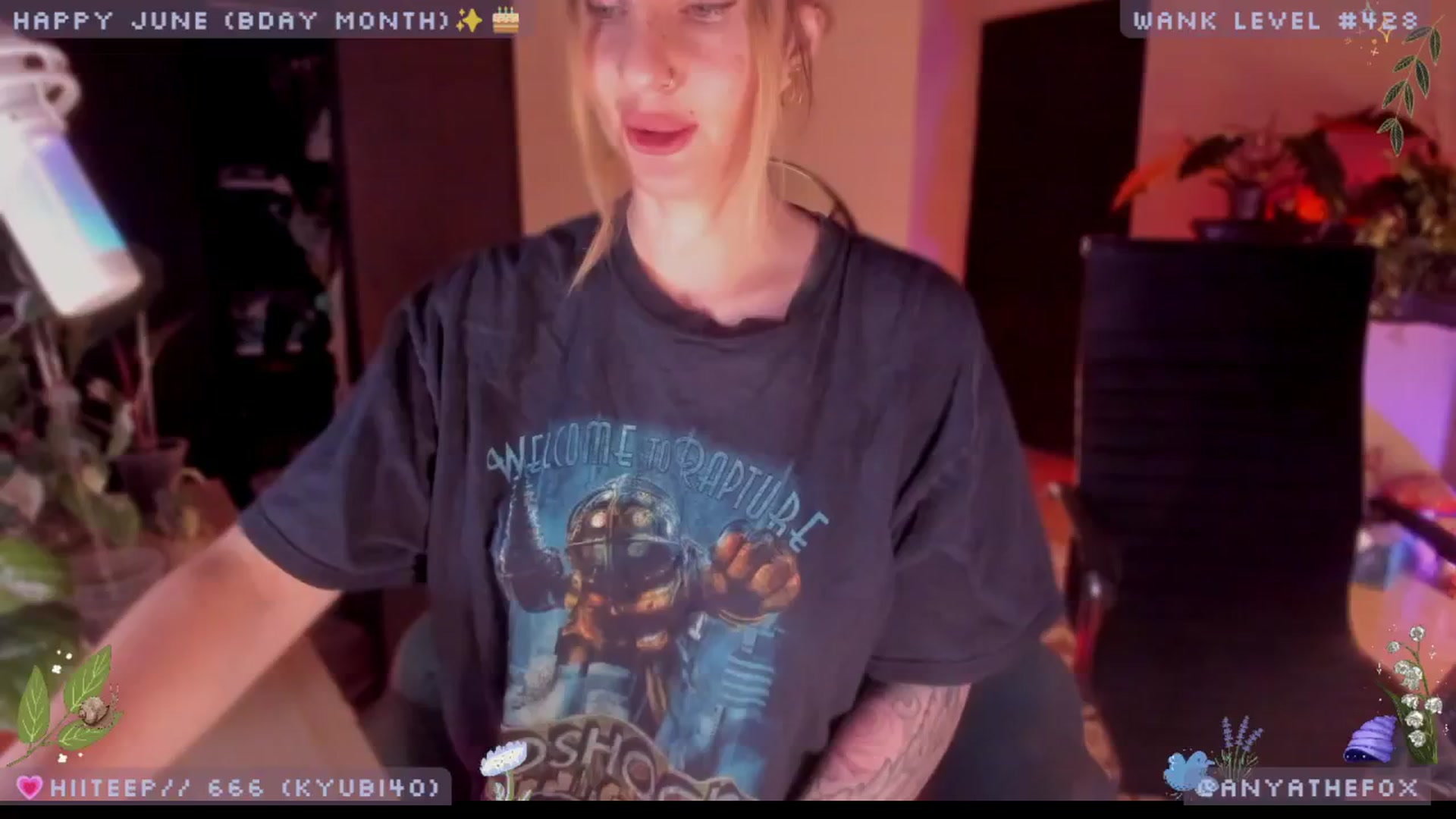 Gallery image thumbnail from LoveDove's myfreecams stream on, 06/07/2025, 08:47 image 4 of 20