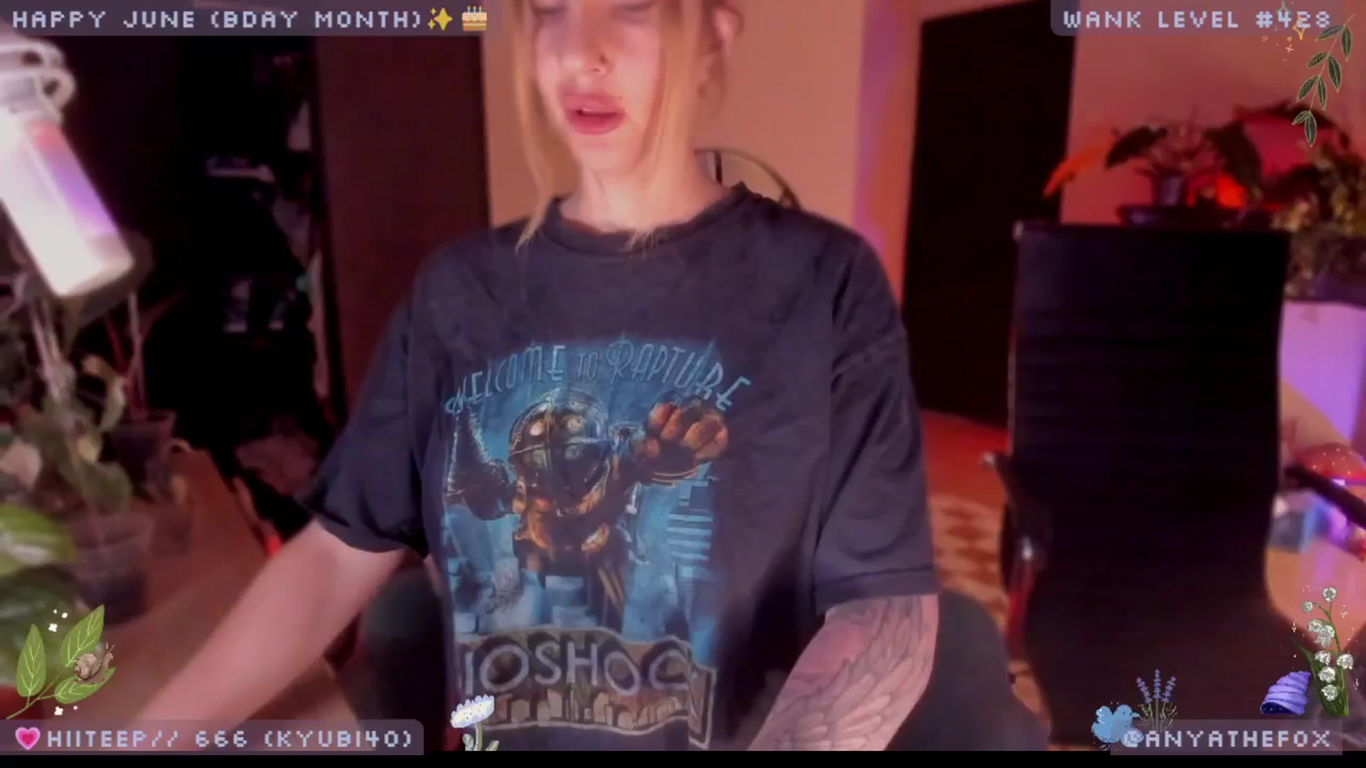 Gallery image thumbnail from LoveDove's myfreecams stream on, 06/07/2025, 08:47 image 3 of 20