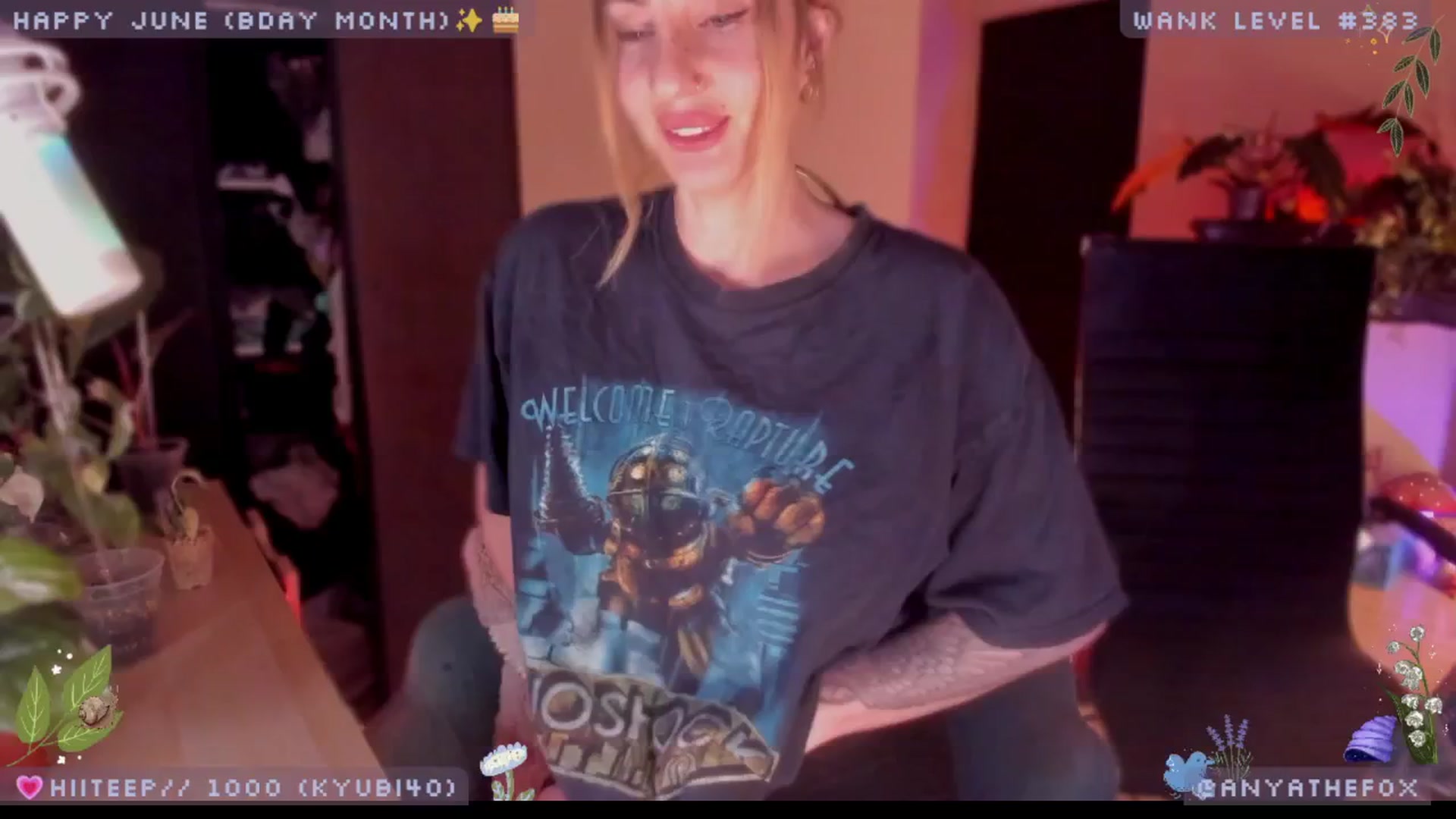 Gallery image thumbnail from LoveDove's myfreecams stream on, 06/07/2025, 08:47 image 13 of 20