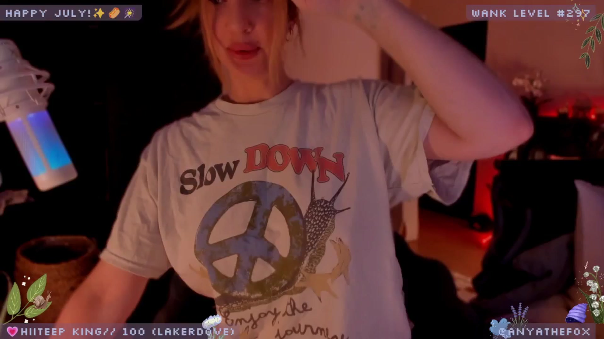 Gallery image thumbnail from LoveDove's myfreecams stream on, 07/10/2025, 08:03 image 2 of 20