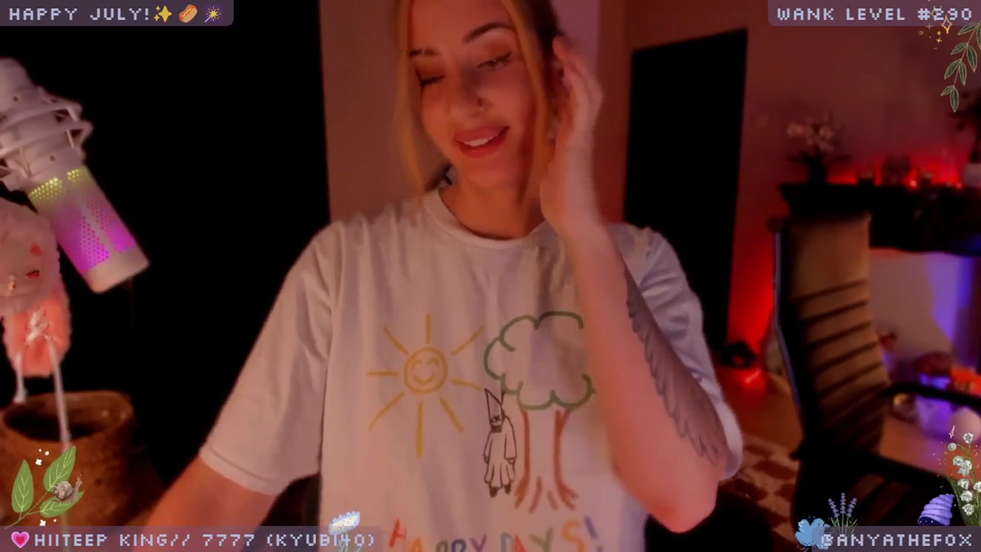 Gallery image thumbnail from LoveDove's myfreecams stream on, 07/18/2025, 08:46 image 20 of 20