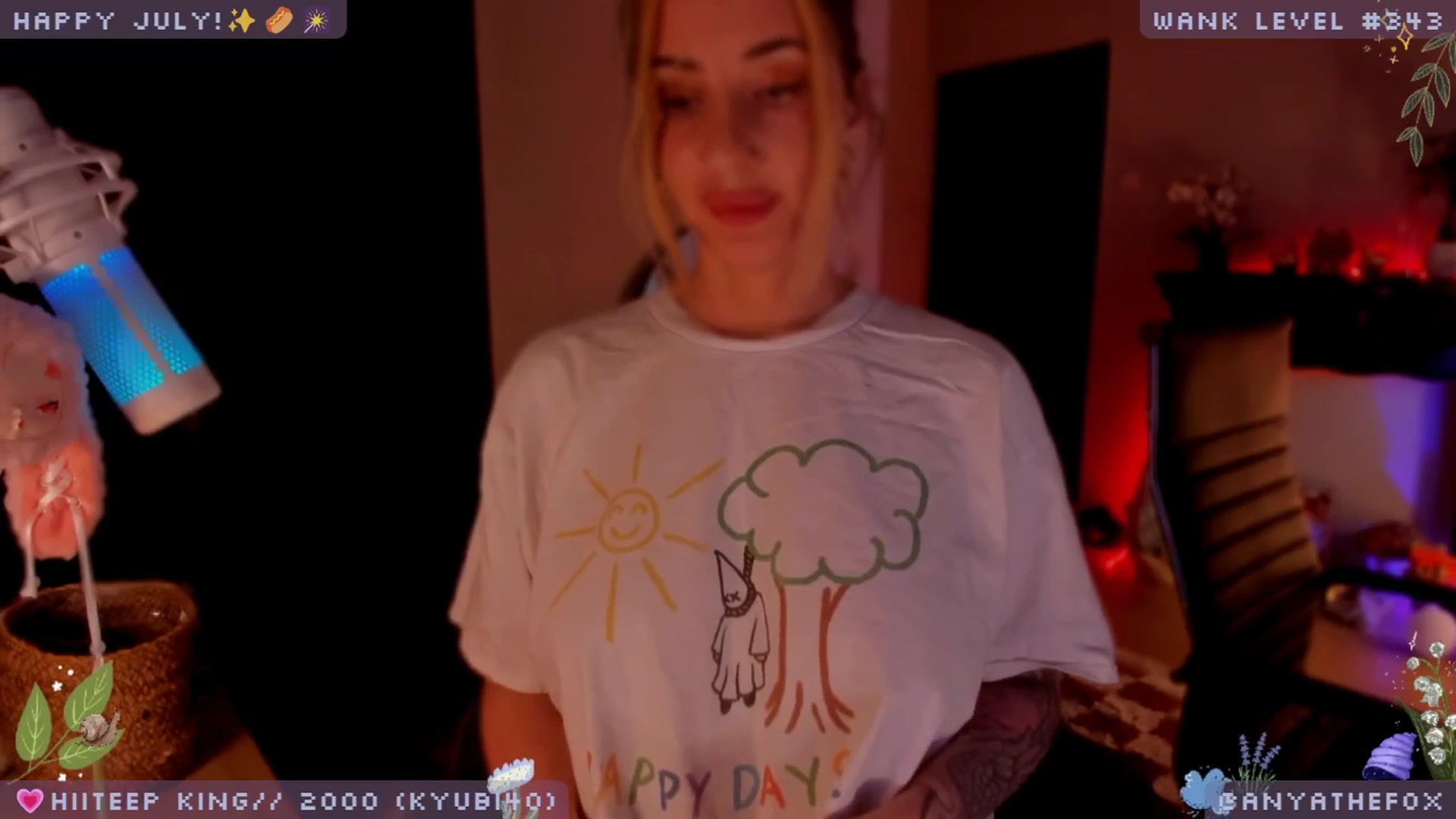 Gallery image thumbnail from LoveDove's myfreecams stream on, 07/18/2025, 08:46 image 13 of 20