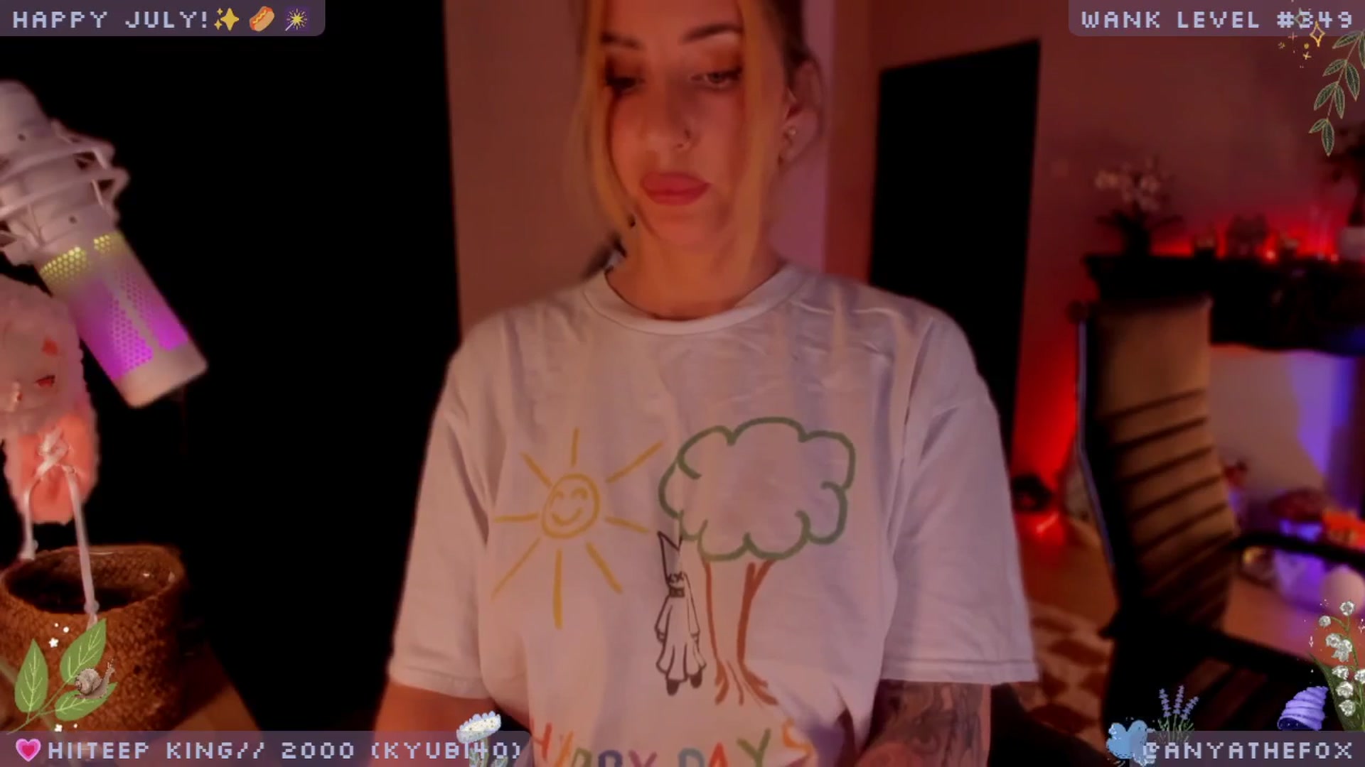 Gallery image thumbnail from LoveDove's myfreecams stream on, 07/18/2025, 08:46 image 8 of 20