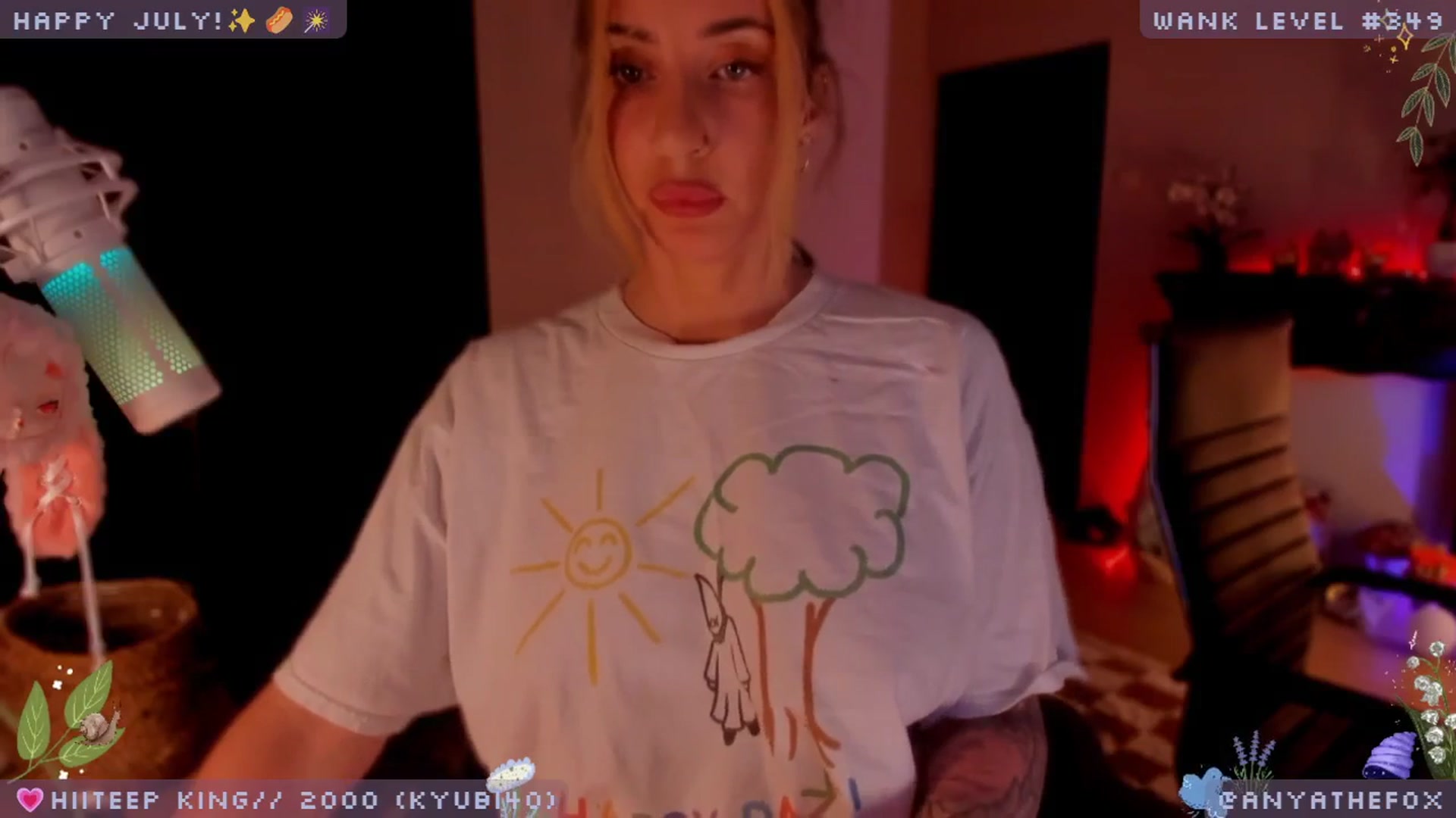 Gallery image thumbnail from LoveDove's myfreecams stream on, 07/18/2025, 08:46 image 5 of 20