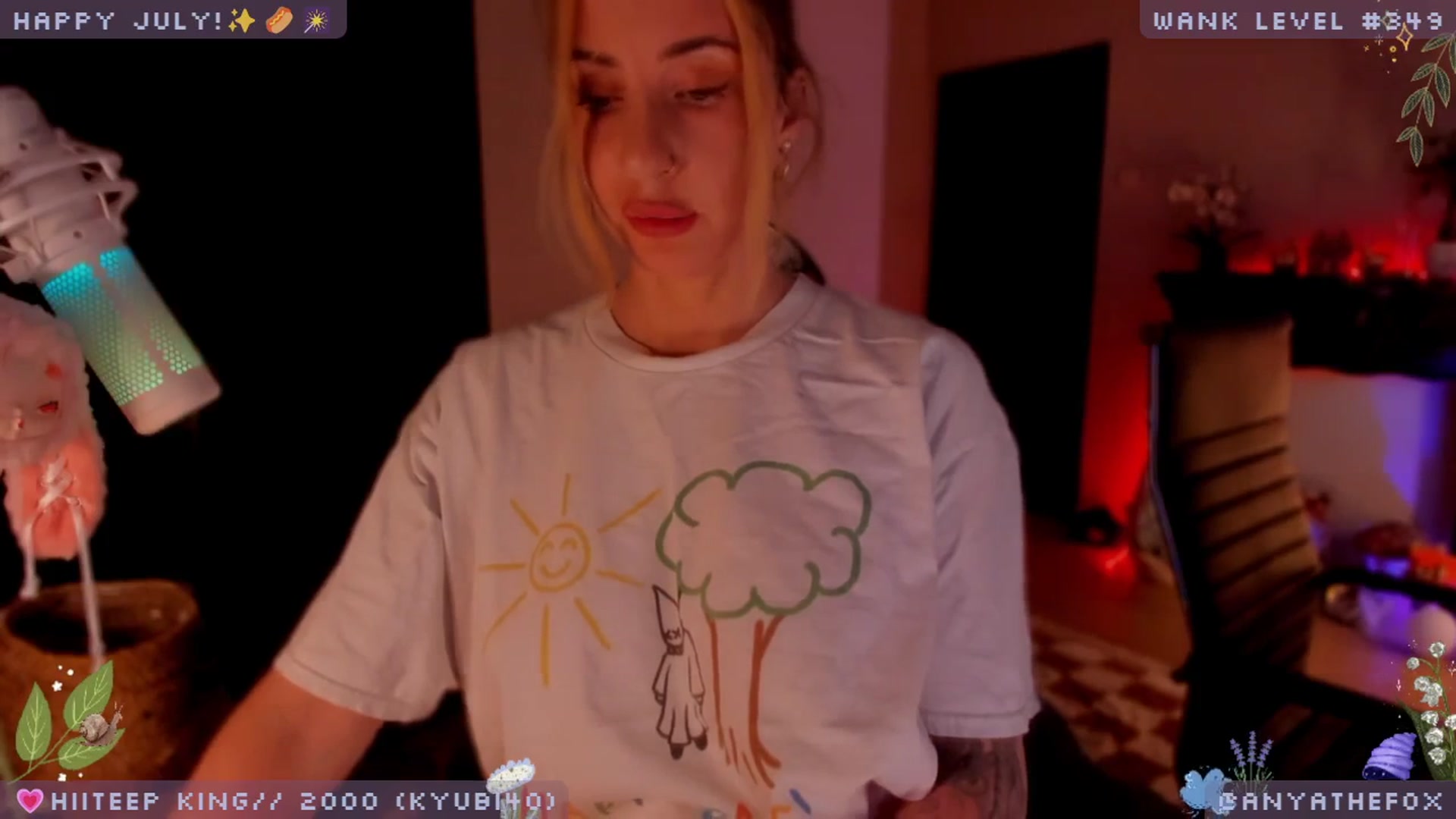 Gallery image thumbnail from LoveDove's myfreecams stream on, 07/18/2025, 08:46 image 9 of 20