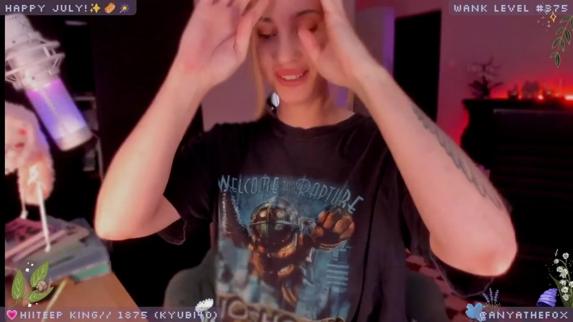 Gallery image thumbnail from LoveDove's myfreecams stream on, 07/26/2025, 08:25 image 11 of 20