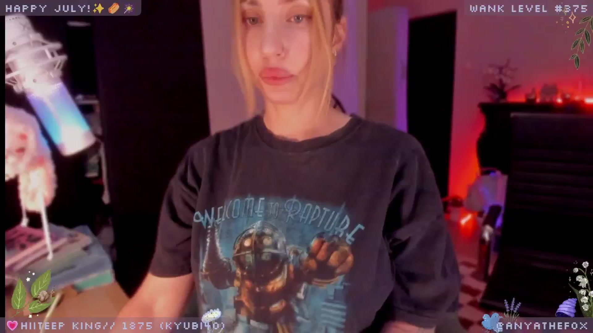Gallery image thumbnail from LoveDove's myfreecams stream on, 07/26/2025, 08:25 image 12 of 20