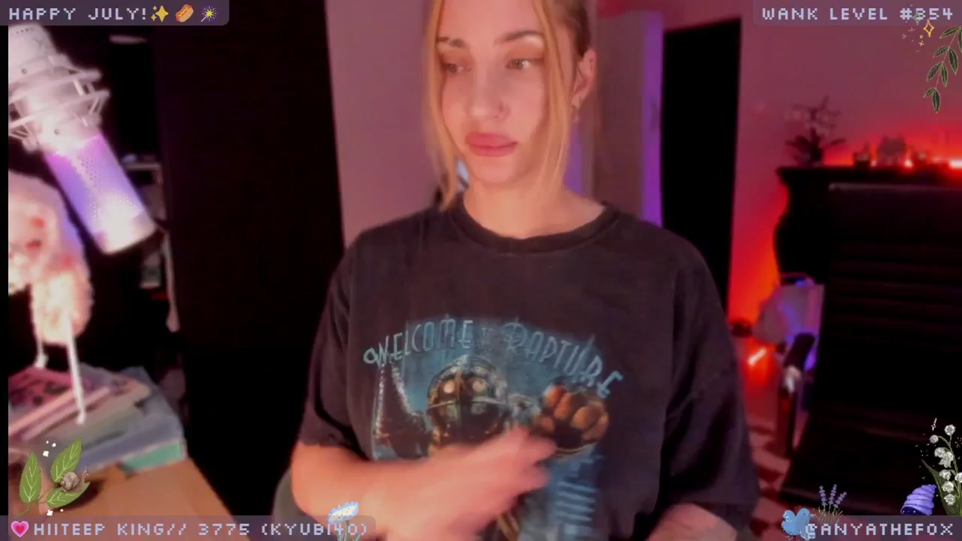 Gallery image thumbnail from LoveDove's myfreecams stream on, 07/26/2025, 08:42 image 9 of 20
