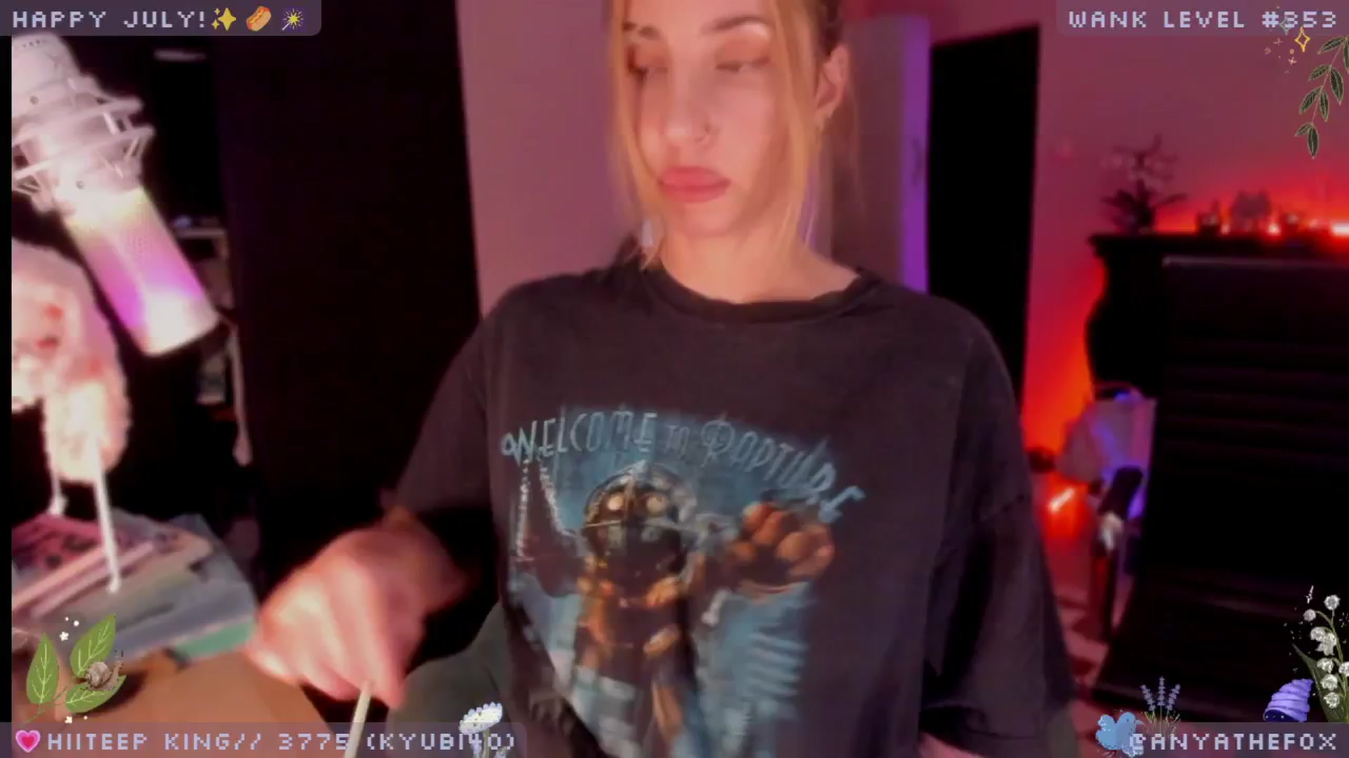 Gallery image thumbnail from LoveDove's myfreecams stream on, 07/26/2025, 08:42 image 20 of 20