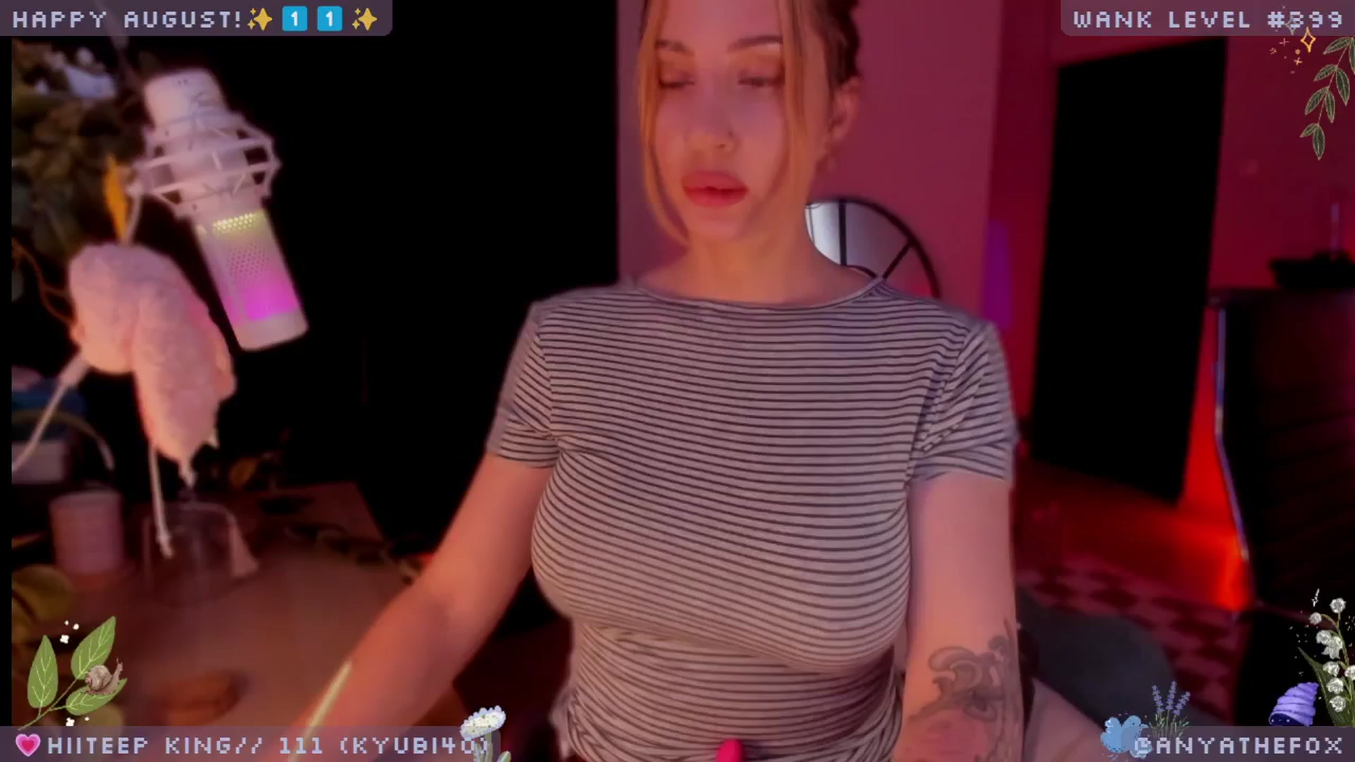 Gallery image thumbnail from LoveDove's myfreecams stream on, 08/15/2025, 08:20 image 3 of 20