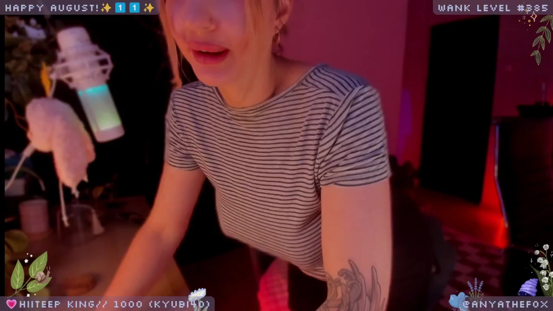 Gallery image thumbnail from LoveDove's myfreecams stream on, 08/15/2025, 08:20 image 8 of 20