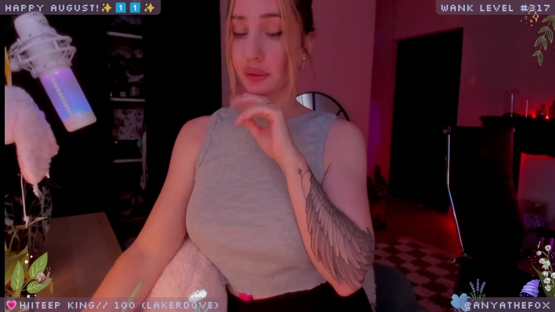 Gallery image thumbnail from LoveDove's myfreecams stream on, 08/25/2025, 07:39 image 8 of 20