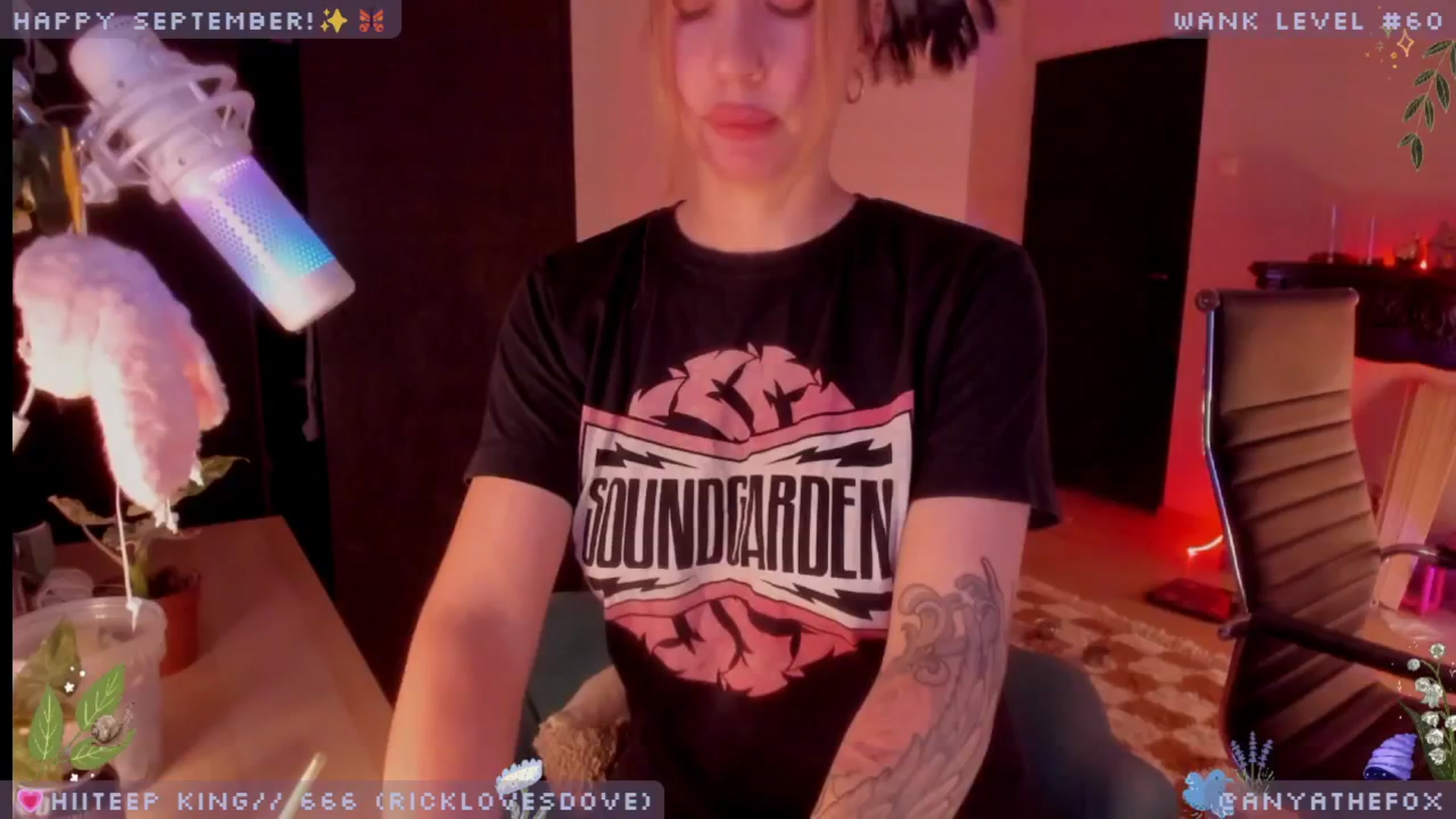 Gallery image thumbnail from LoveDove's myfreecams stream on, 09/01/2025, 10:28 image 6 of 20