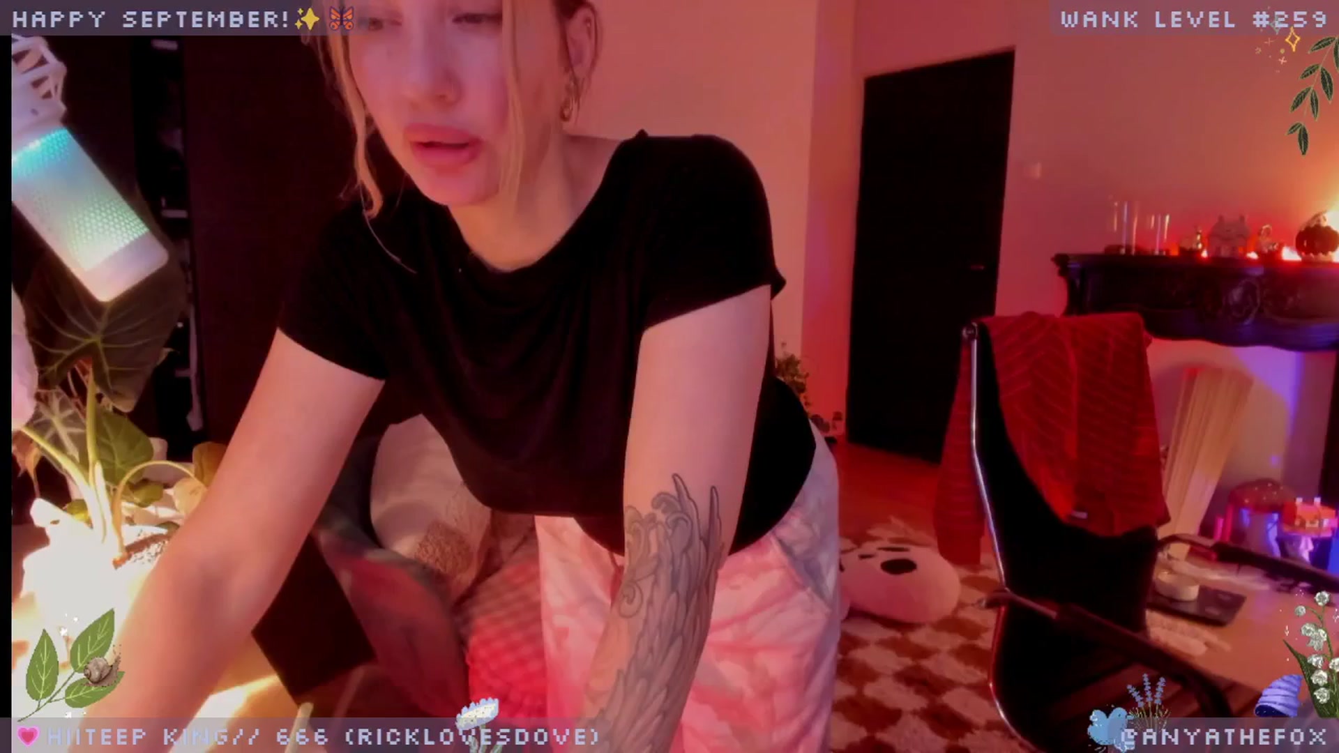 Gallery image thumbnail from LoveDove's myfreecams stream on, 09/14/2025, 08:45 image 20 of 20