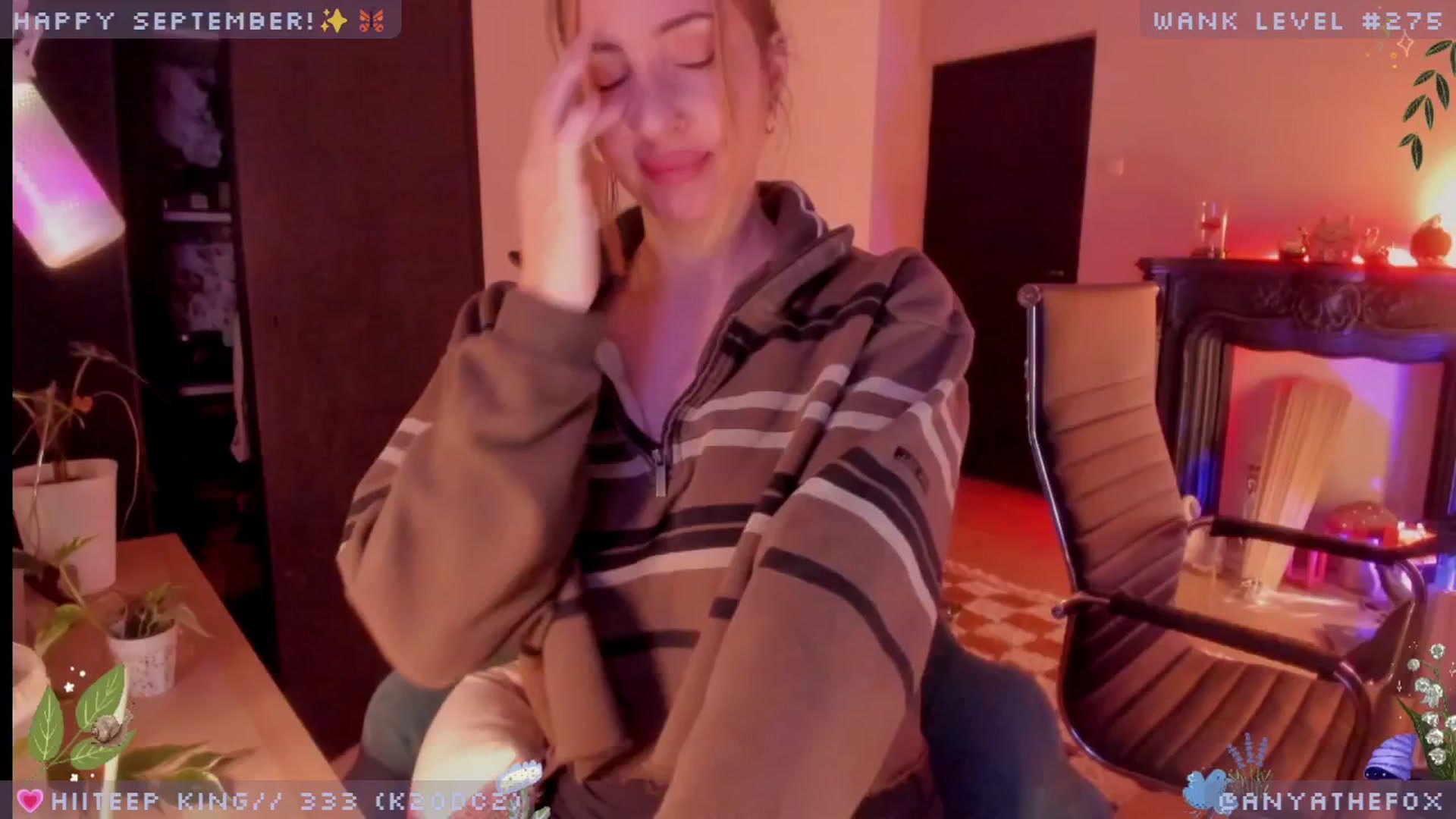 Gallery image thumbnail from LoveDove's myfreecams stream on, 09/25/2025, 07:45 image 20 of 20
