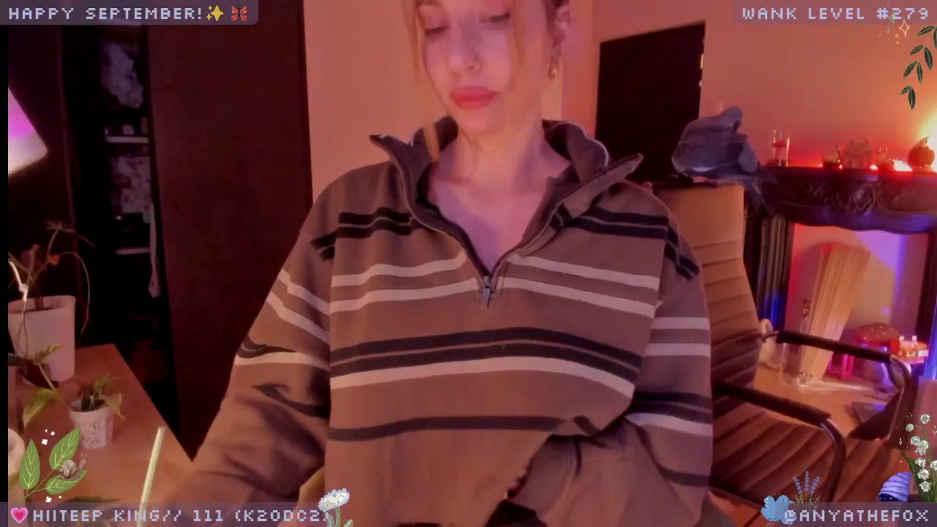Gallery image thumbnail from LoveDove's myfreecams stream on, 09/25/2025, 07:45 image 10 of 20