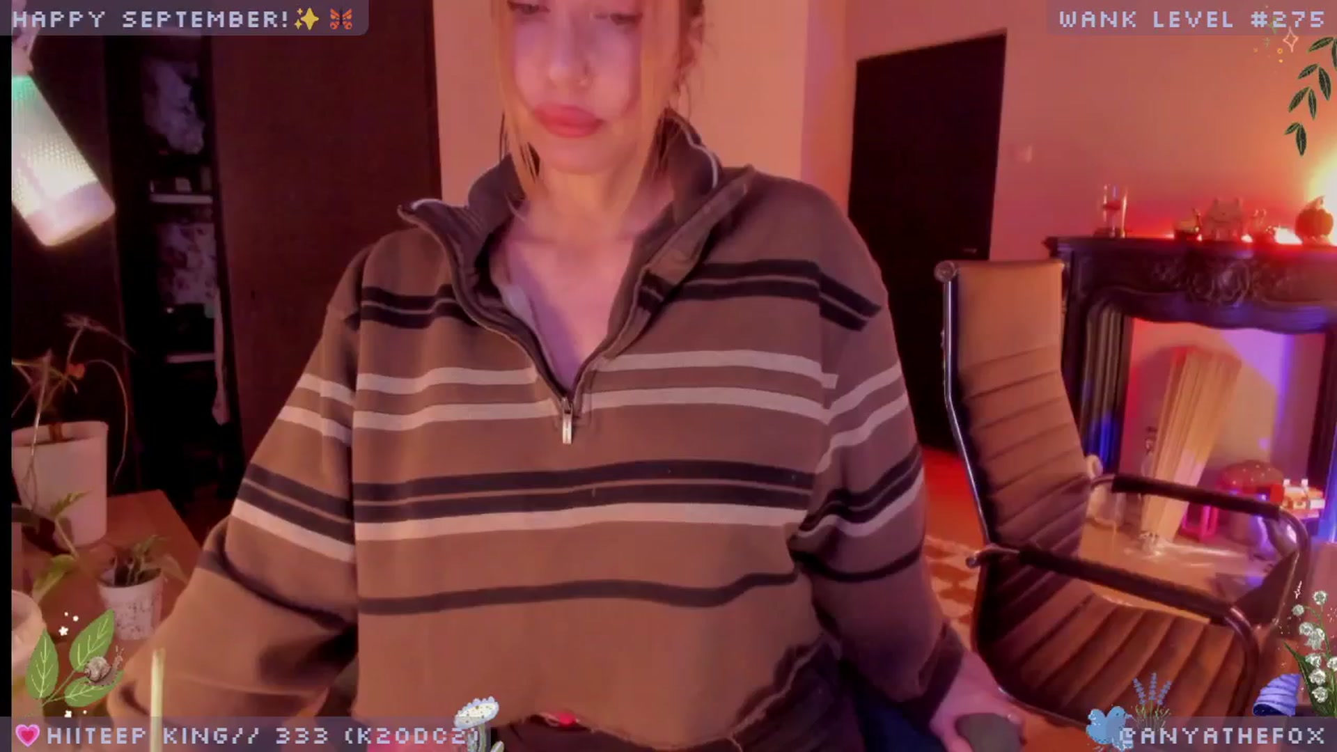 Gallery image thumbnail from LoveDove's myfreecams stream on, 09/25/2025, 07:45 image 18 of 20