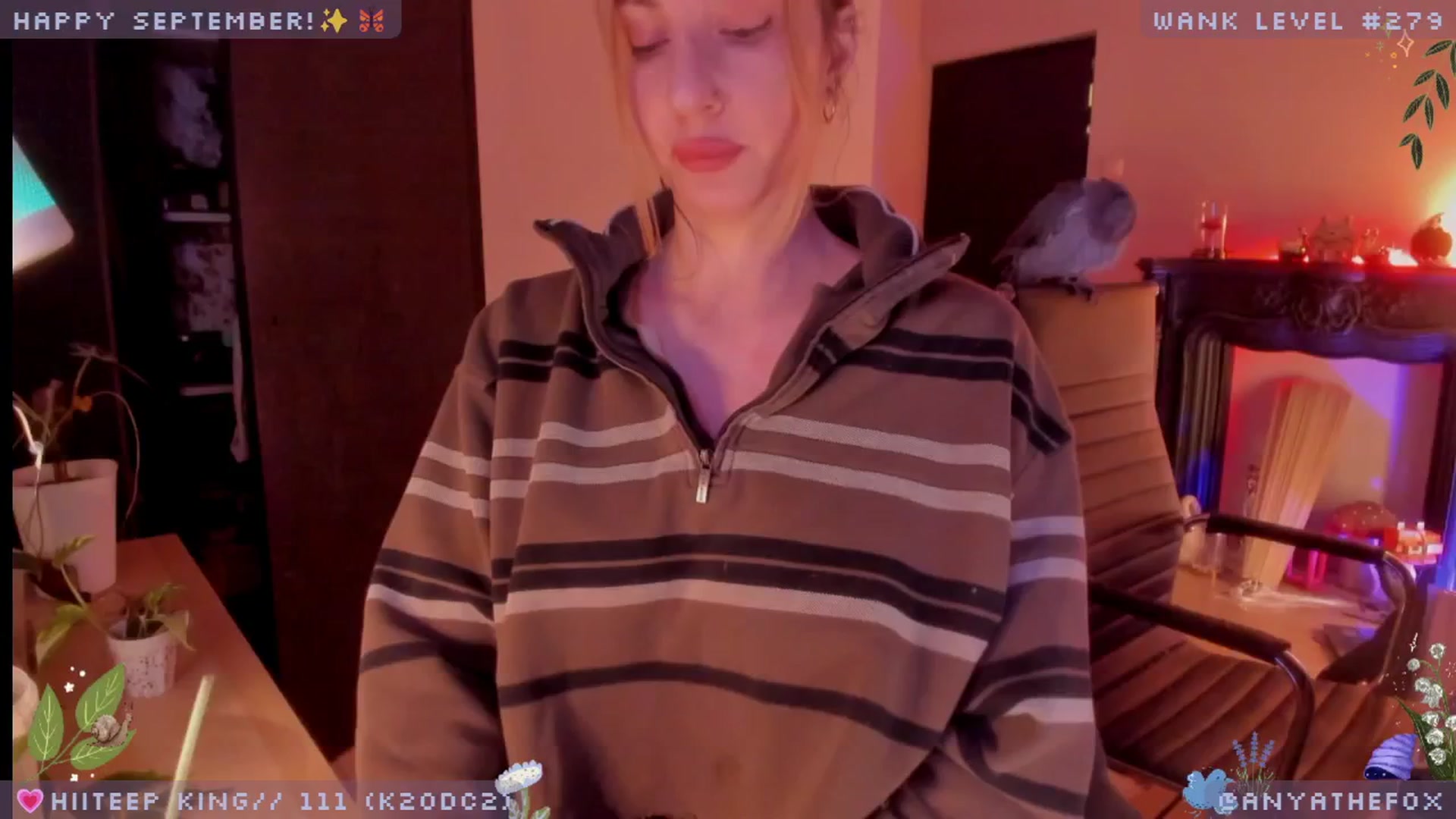 Gallery image thumbnail from LoveDove's myfreecams stream on, 09/25/2025, 07:45 image 11 of 20