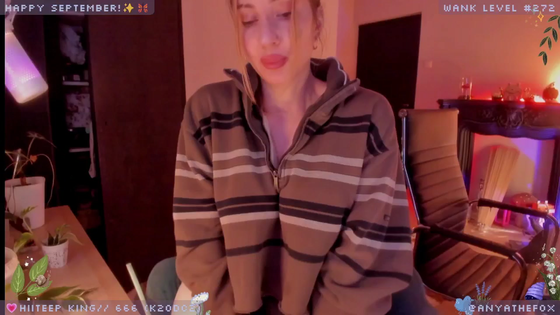 Gallery image thumbnail from LoveDove's myfreecams stream on, 09/25/2025, 08:16 image 6 of 20