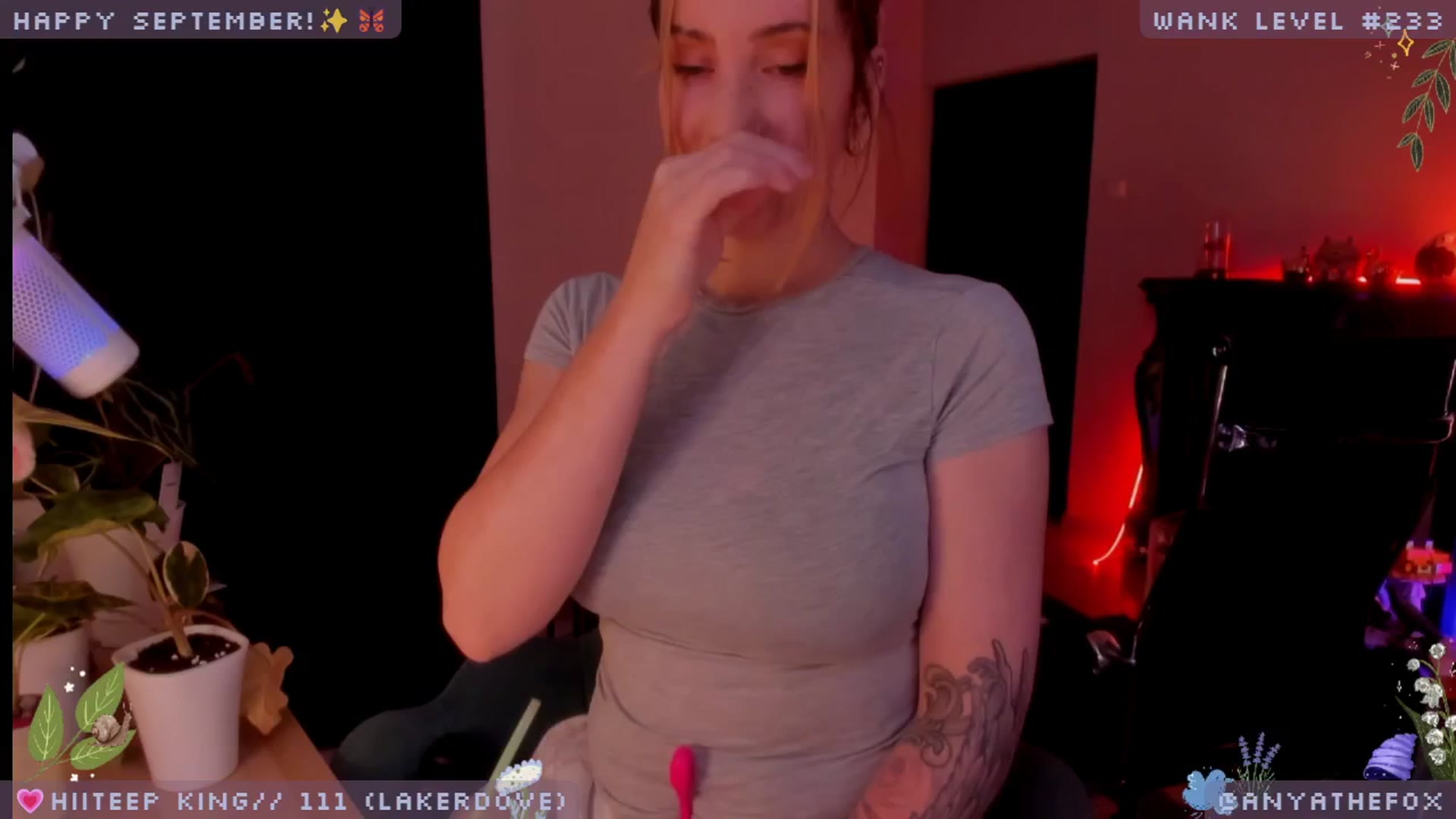 Gallery image thumbnail from LoveDove's myfreecams stream on, 09/28/2025, 09:33 image 4 of 20