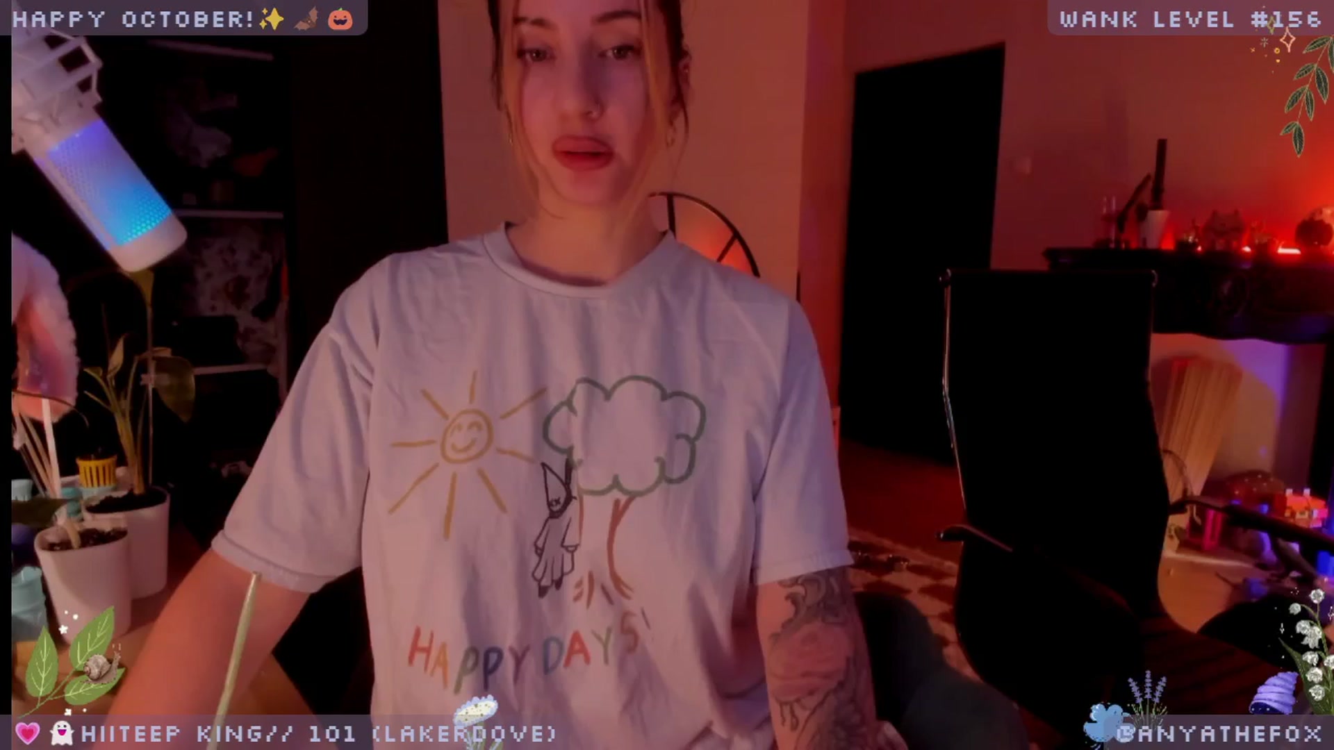 Gallery image thumbnail from LoveDove's myfreecams stream on, 10/01/2025, 09:28 image 5 of 20