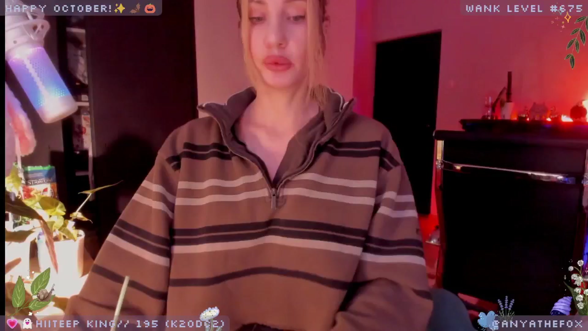 Gallery image thumbnail from LoveDove's myfreecams stream on, 10/02/2025, 08:17 image 3 of 20