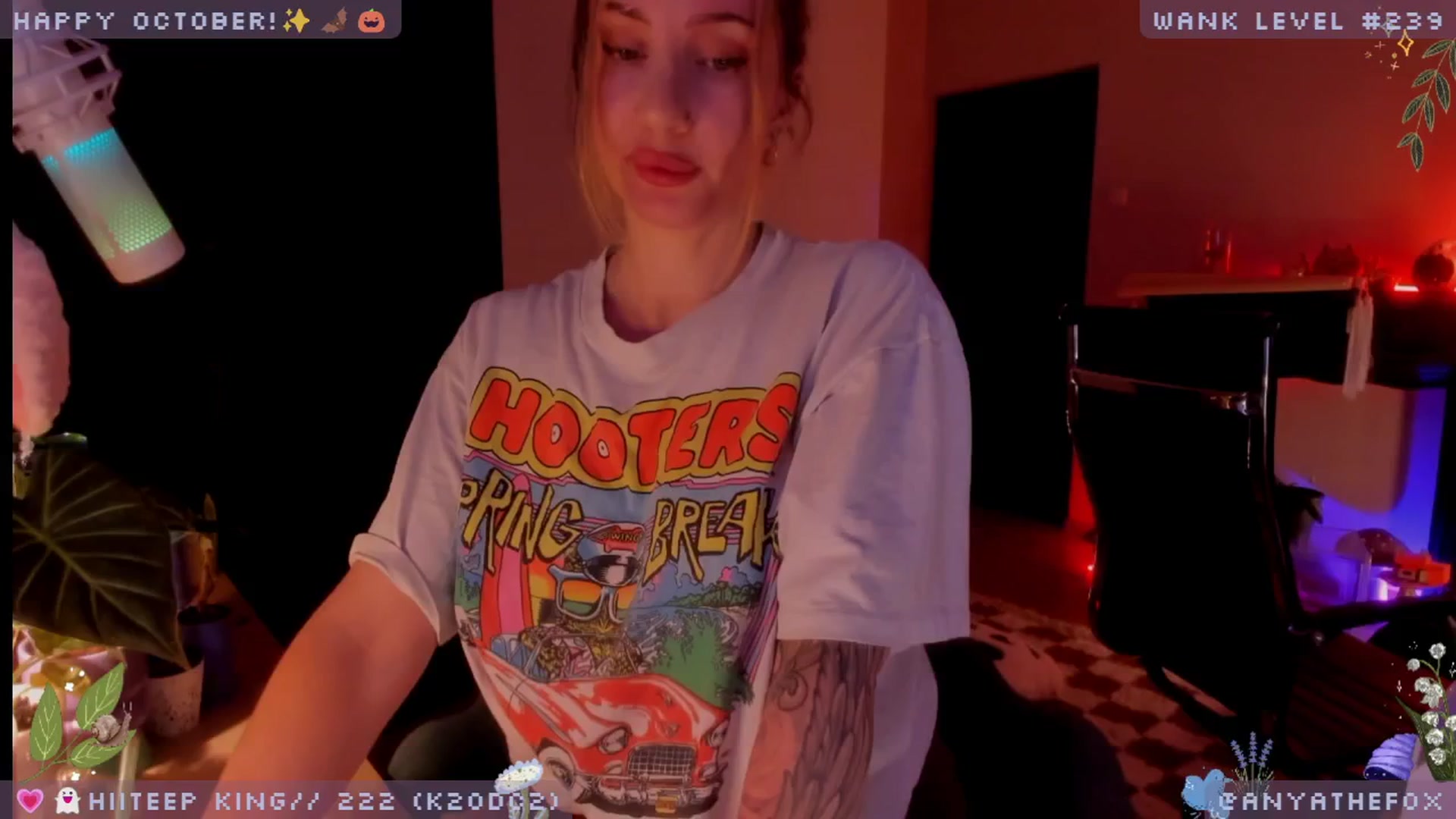 Gallery image thumbnail from LoveDove's myfreecams stream on, 10/04/2025, 09:41 image 12 of 20