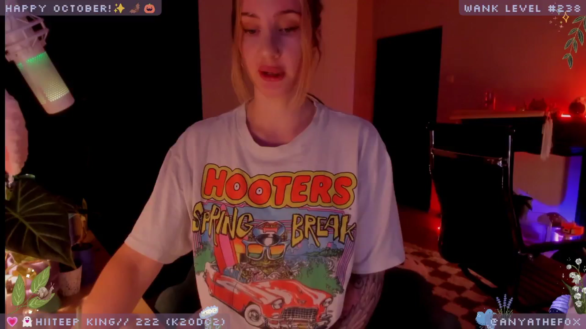 Gallery image thumbnail from LoveDove's myfreecams stream on, 10/04/2025, 09:41 image 9 of 20