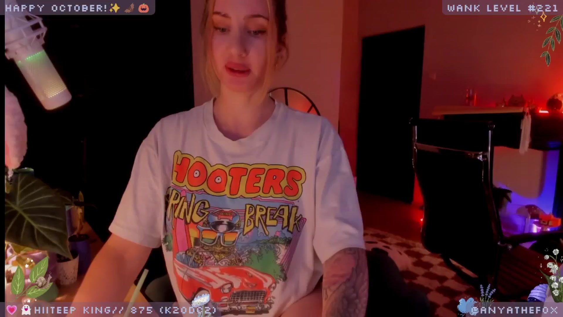 Gallery image thumbnail from LoveDove's myfreecams stream on, 10/04/2025, 09:41 image 19 of 20