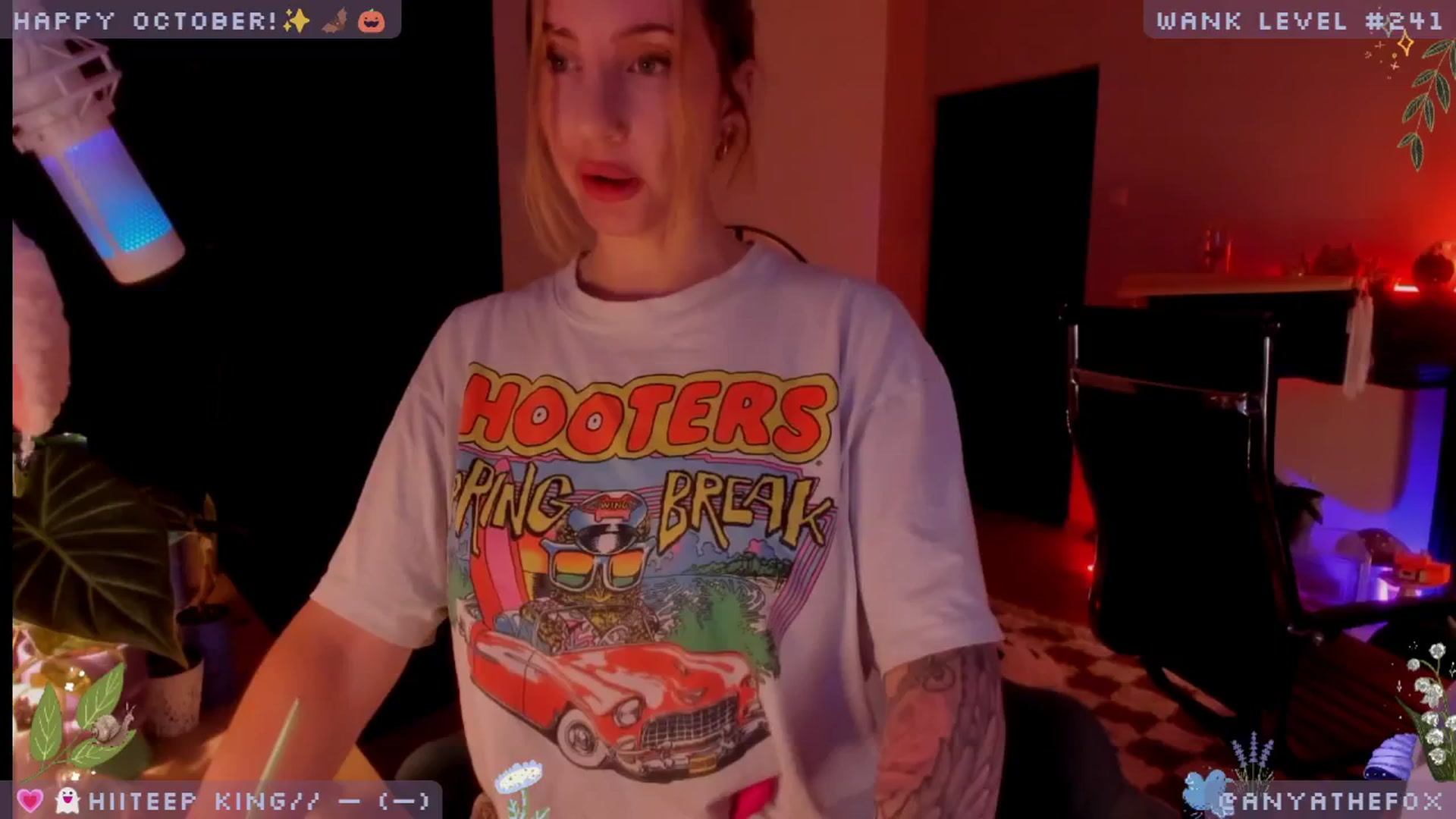 Gallery image thumbnail from LoveDove's myfreecams stream on, 10/04/2025, 09:41 image 1 of 20