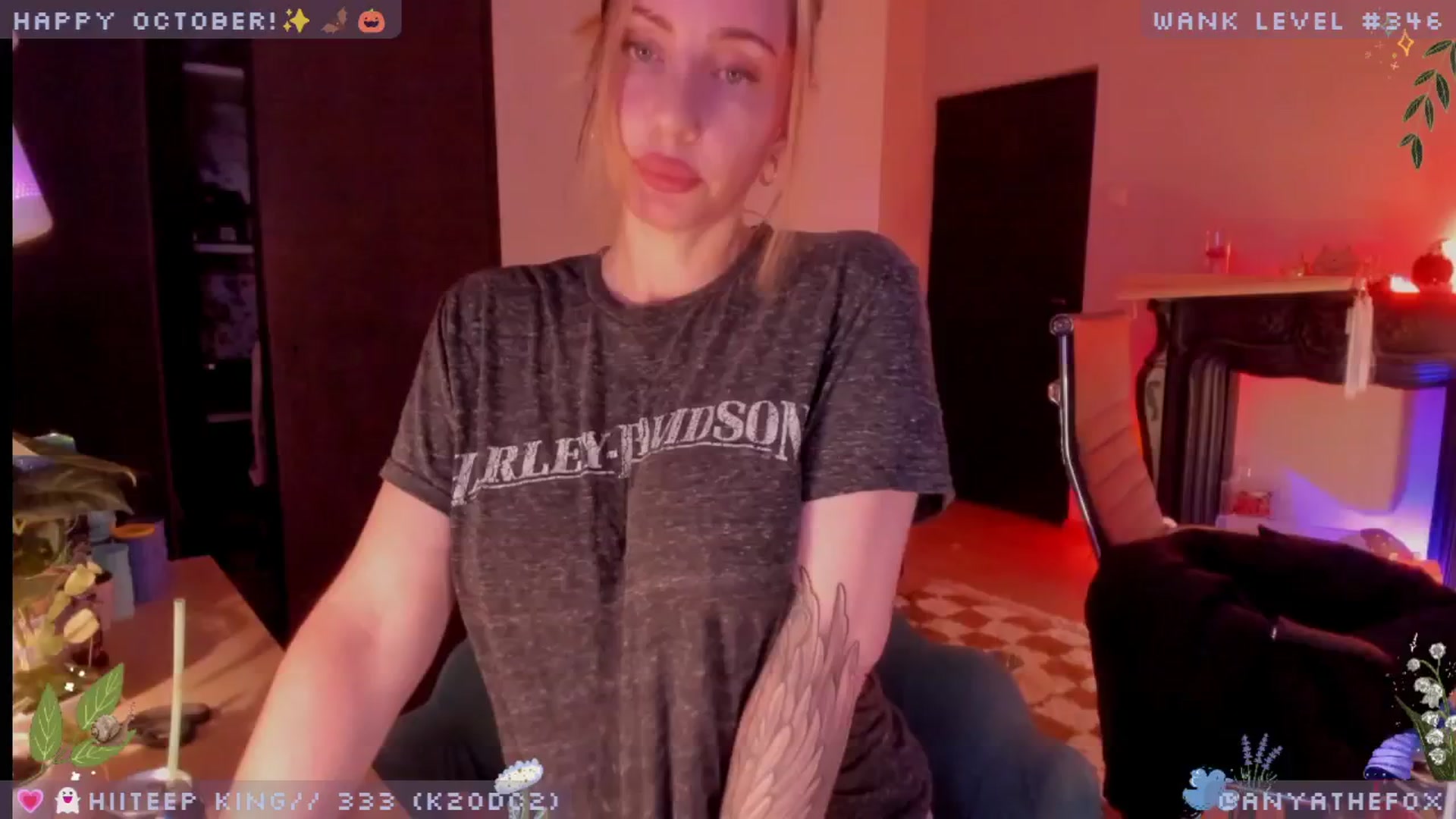 Gallery image thumbnail from LoveDove's myfreecams stream on, 10/06/2025, 09:16 image 14 of 20