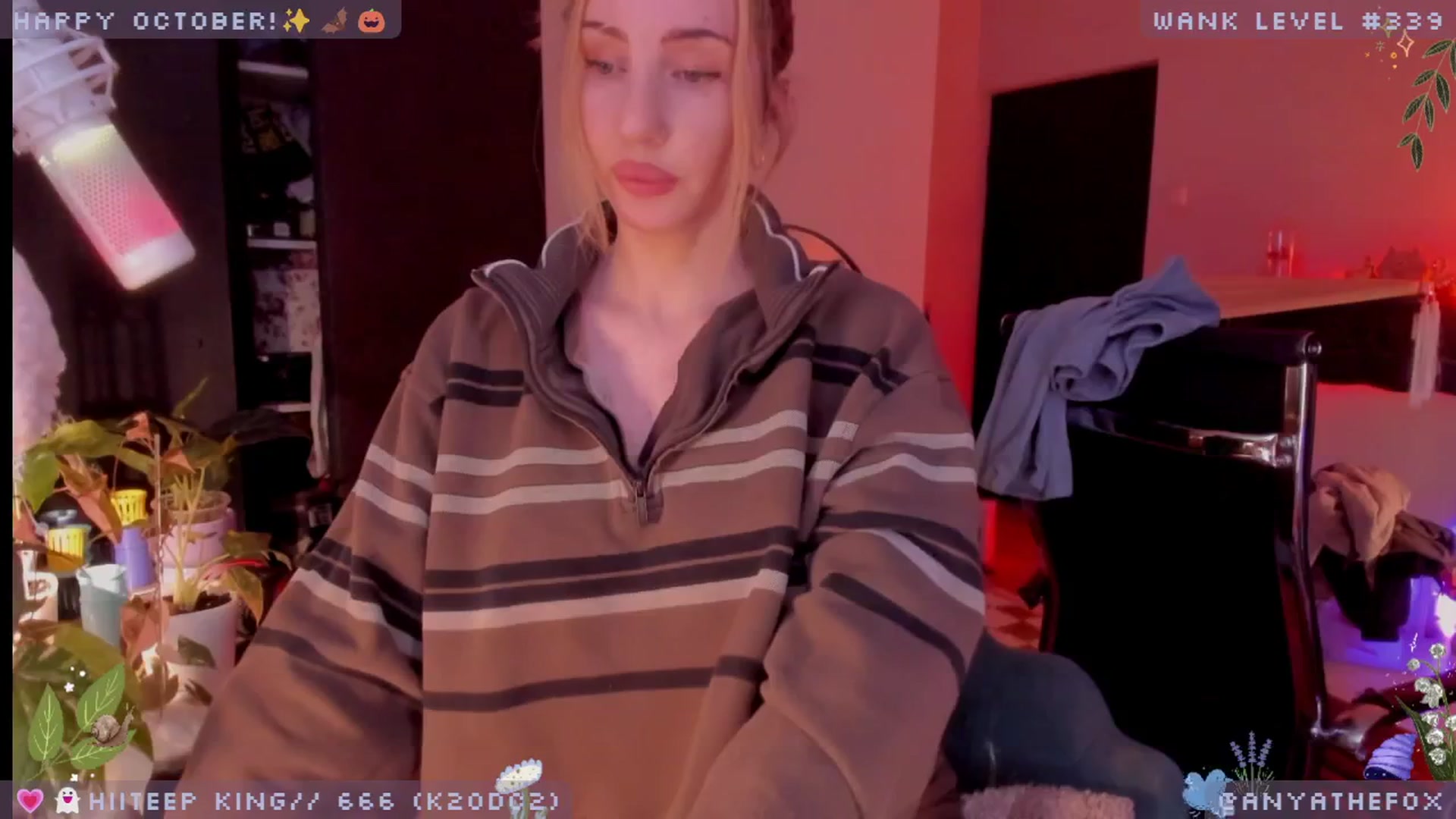 Gallery image thumbnail from LoveDove's myfreecams stream on, 10/10/2025, 09:24 image 13 of 20