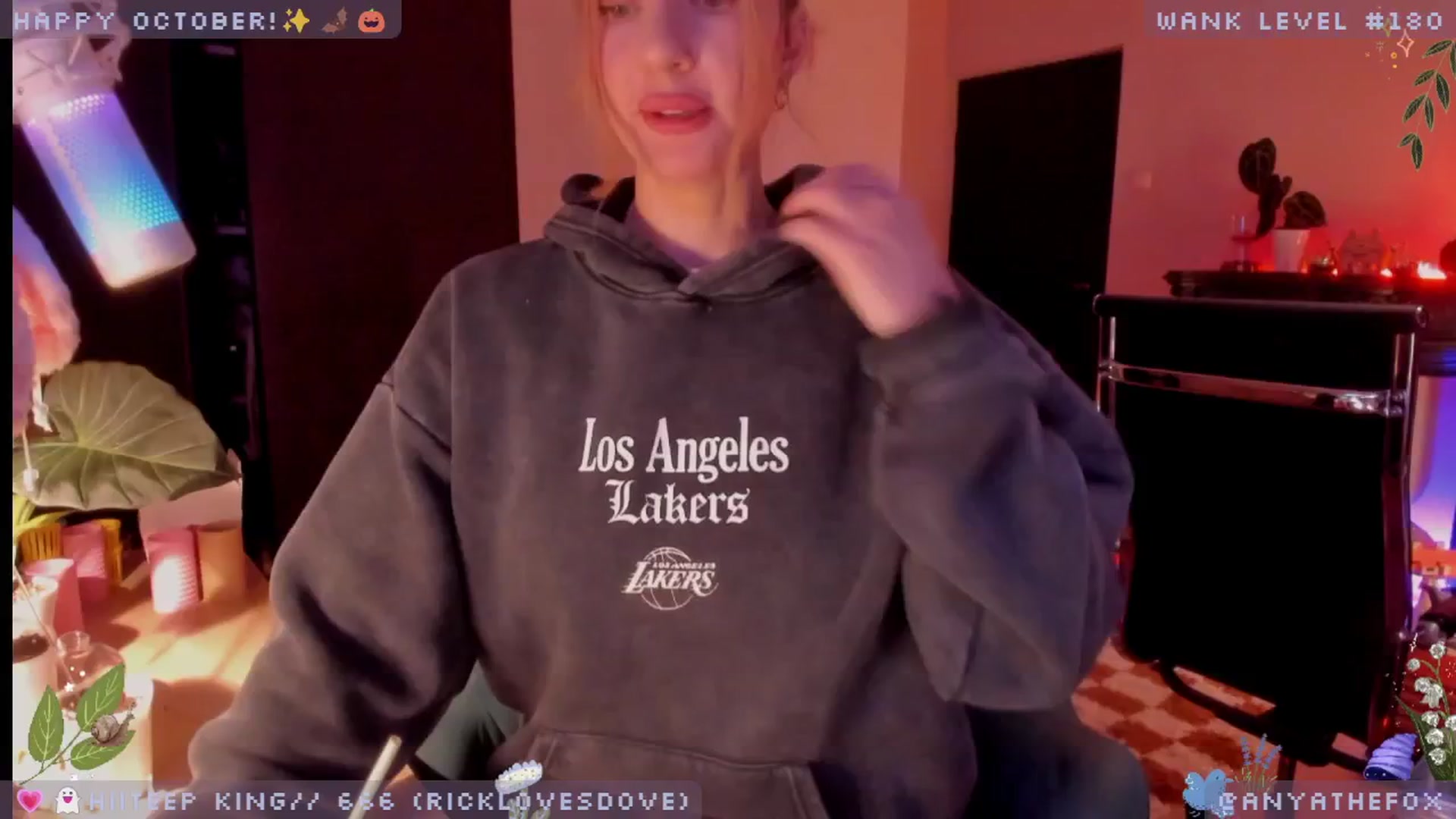 Gallery image thumbnail from LoveDove's myfreecams stream on, 10/15/2025, 10:21 image 7 of 20