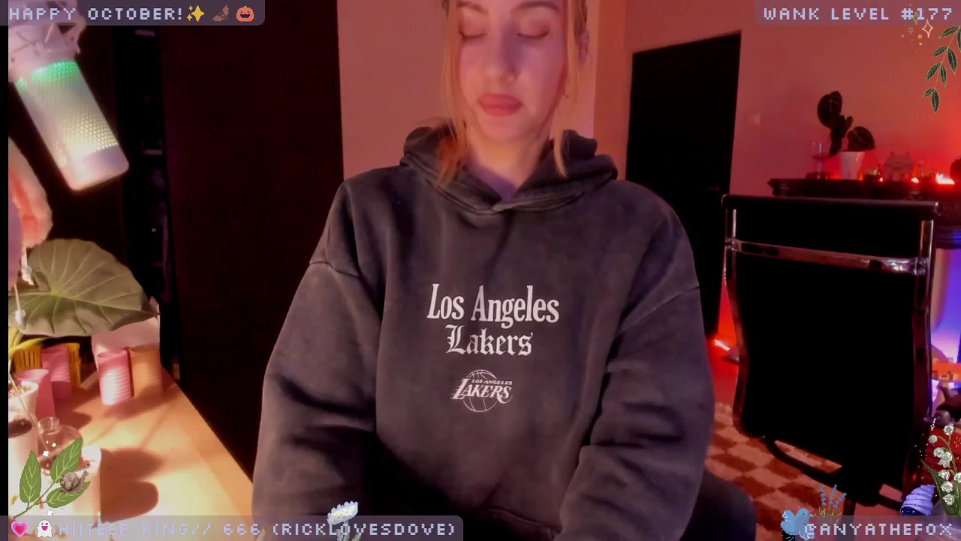 Gallery image thumbnail from LoveDove's myfreecams stream on, 10/15/2025, 10:21 image 17 of 20