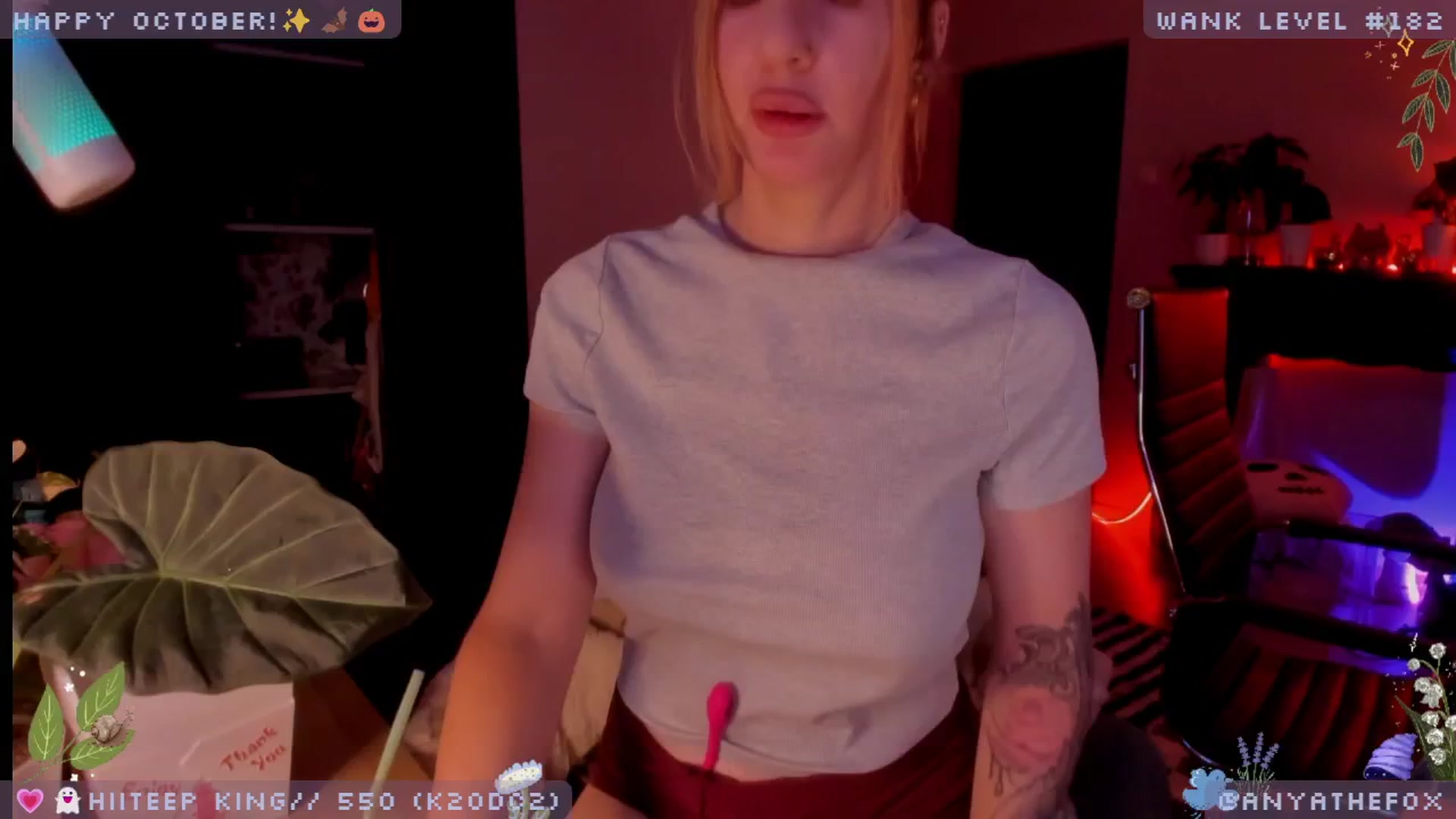 Gallery image thumbnail from LoveDove's myfreecams stream on, 10/16/2025, 09:31 image 10 of 20