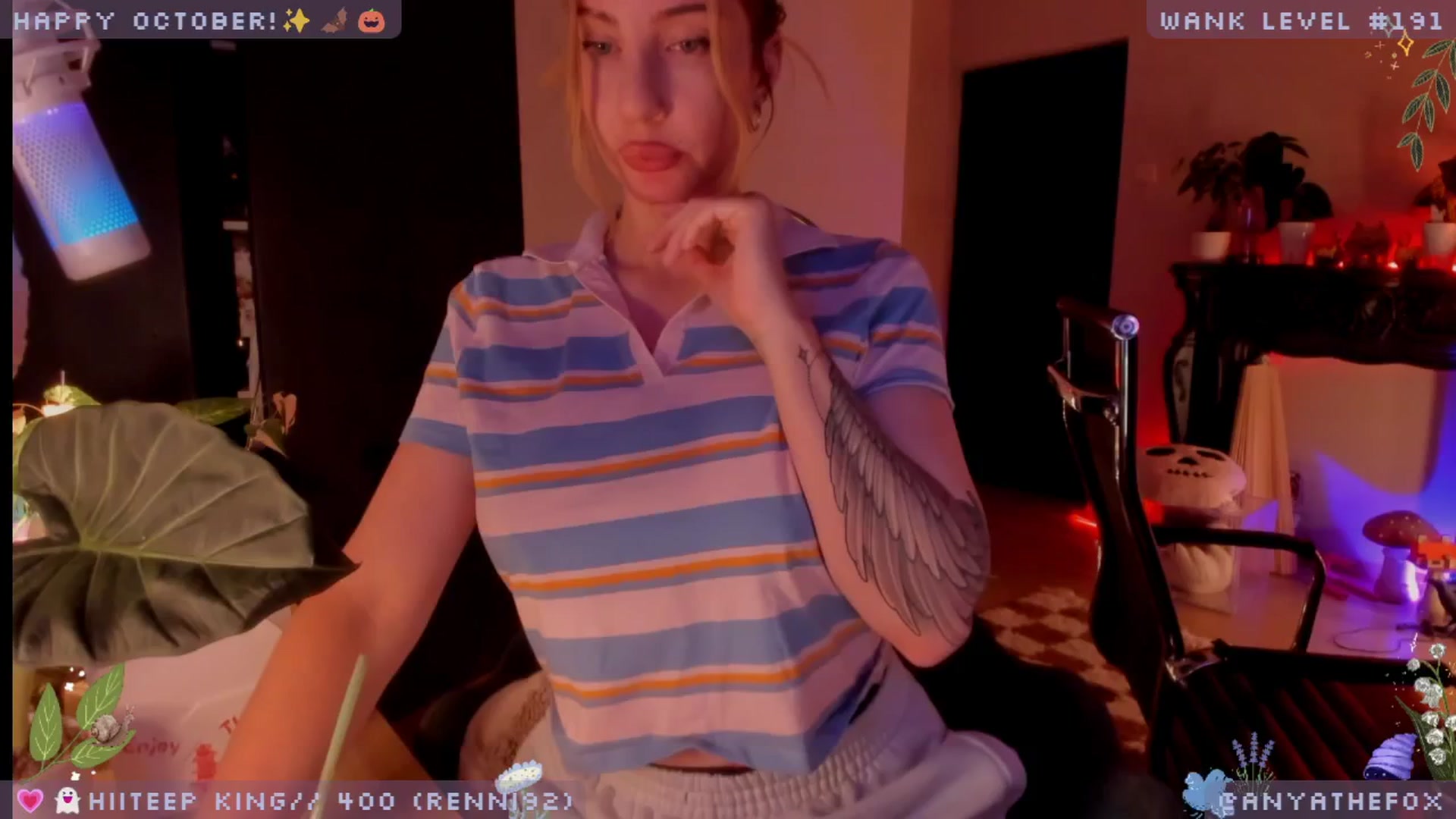 Gallery image thumbnail from LoveDove's myfreecams stream on, 10/18/2025, 08:39 image 3 of 20