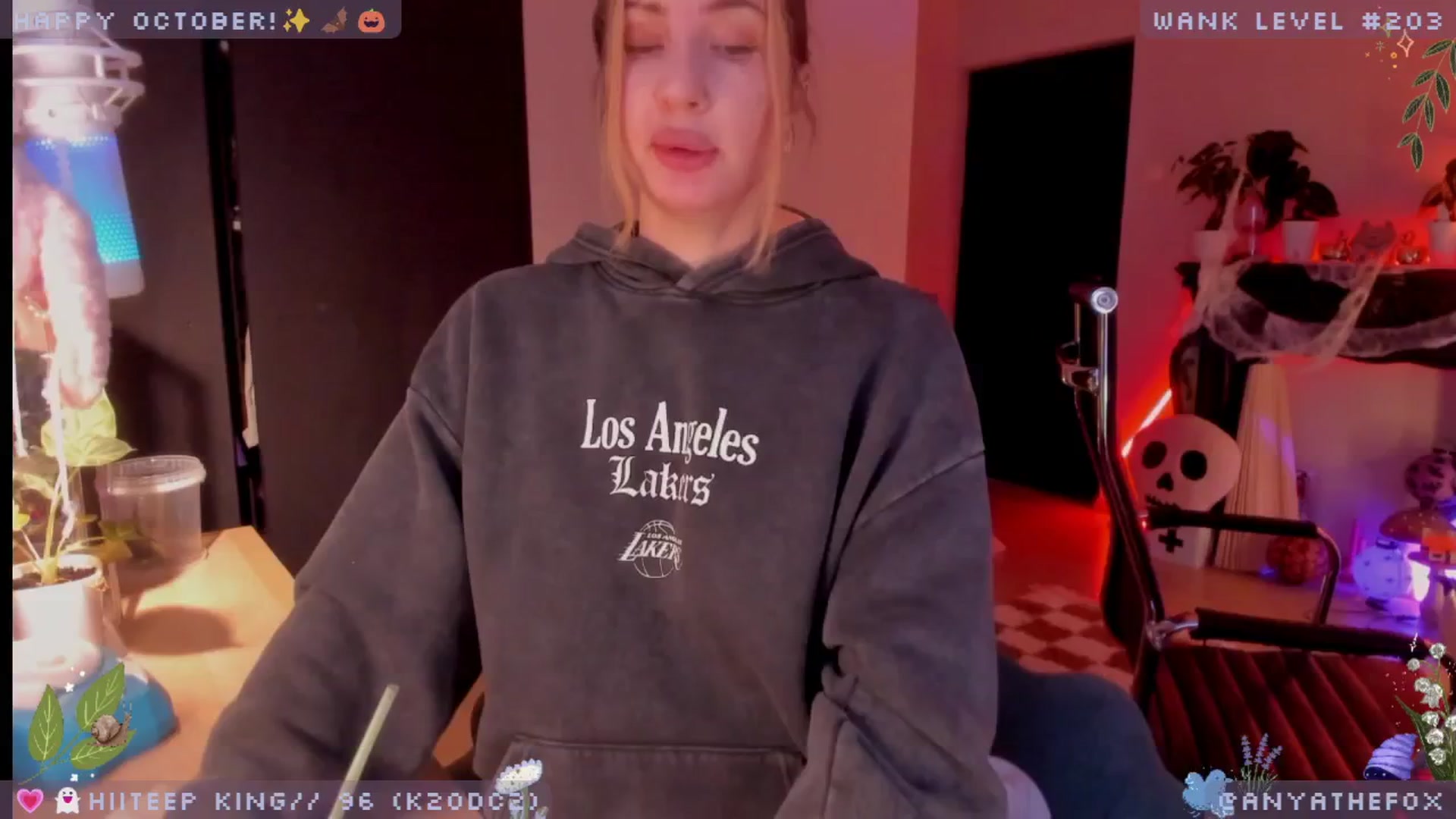 Gallery image thumbnail from LoveDove's myfreecams stream on, 10/24/2025, 09:46 image 2 of 20