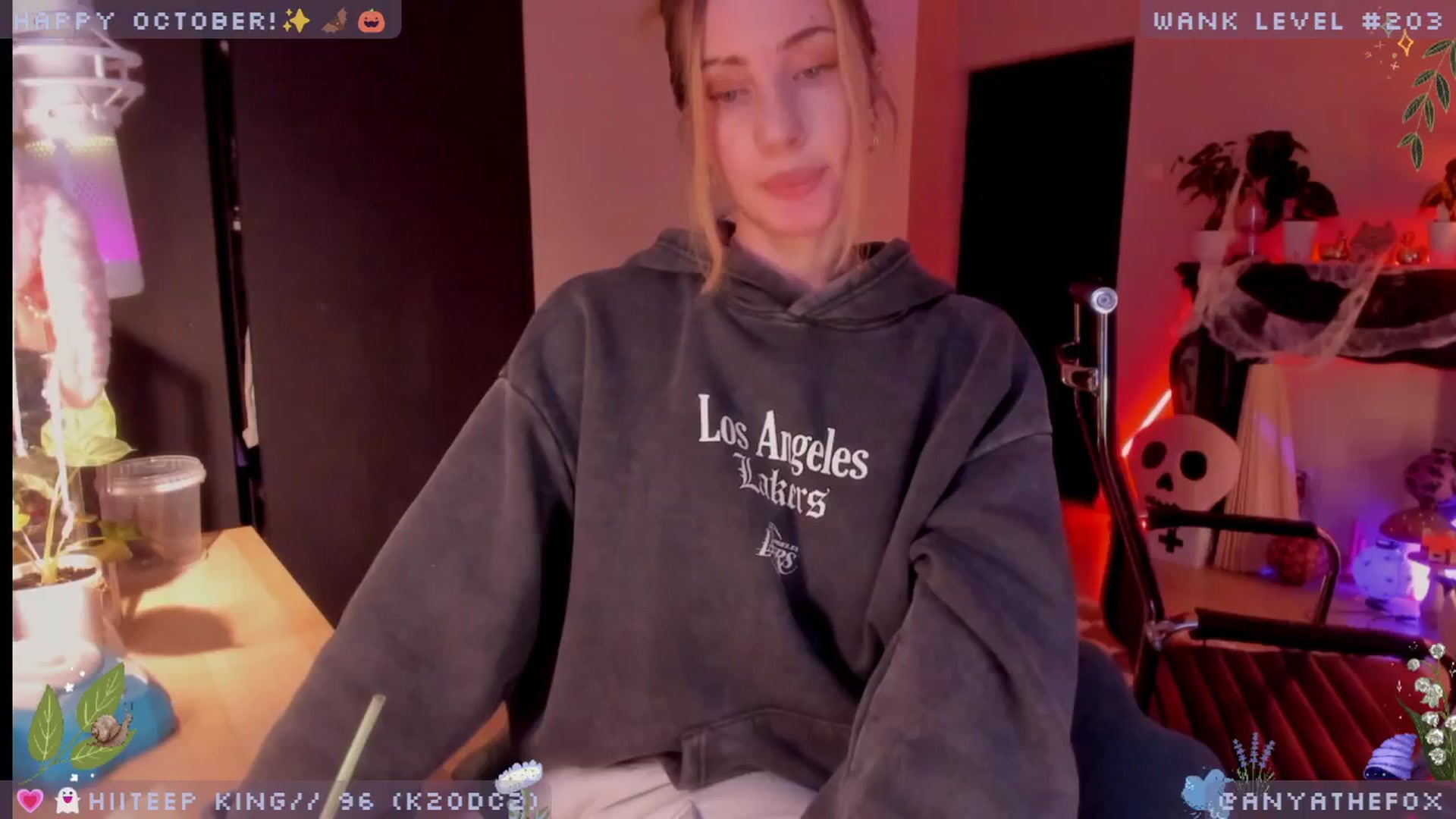 Gallery image thumbnail from LoveDove's myfreecams stream on, 10/24/2025, 09:46 image 5 of 20