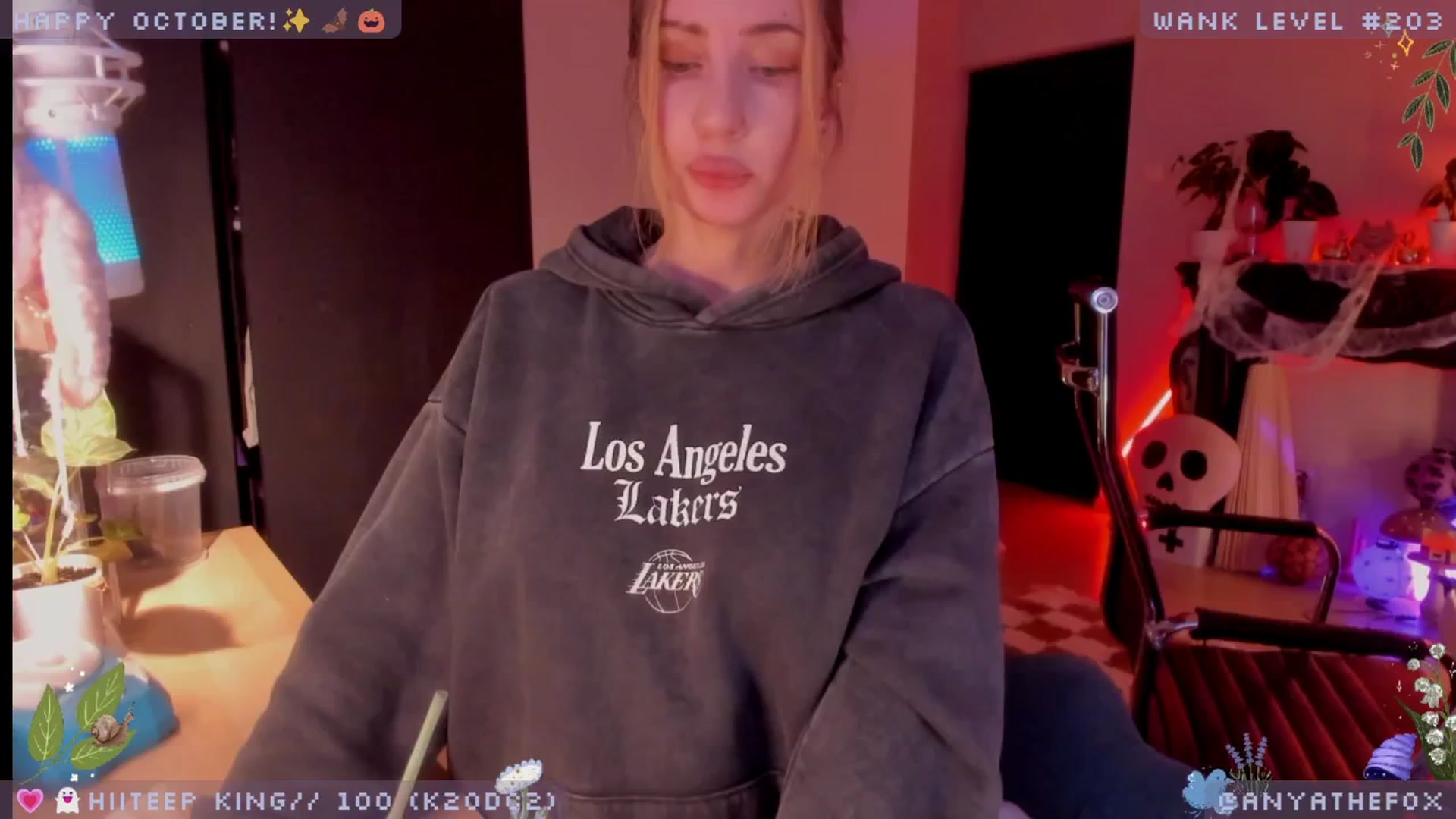 Gallery image thumbnail from LoveDove's myfreecams stream on, 10/24/2025, 09:46 image 16 of 20