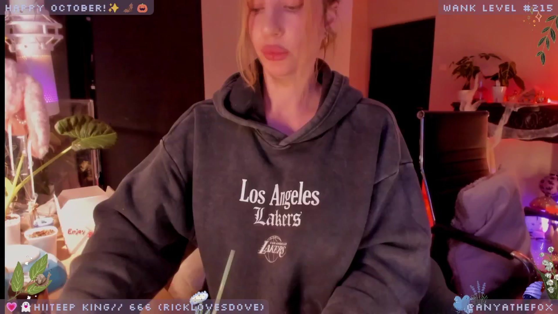 Gallery image thumbnail from LoveDove's myfreecams stream on, 10/25/2025, 07:50 image 10 of 20